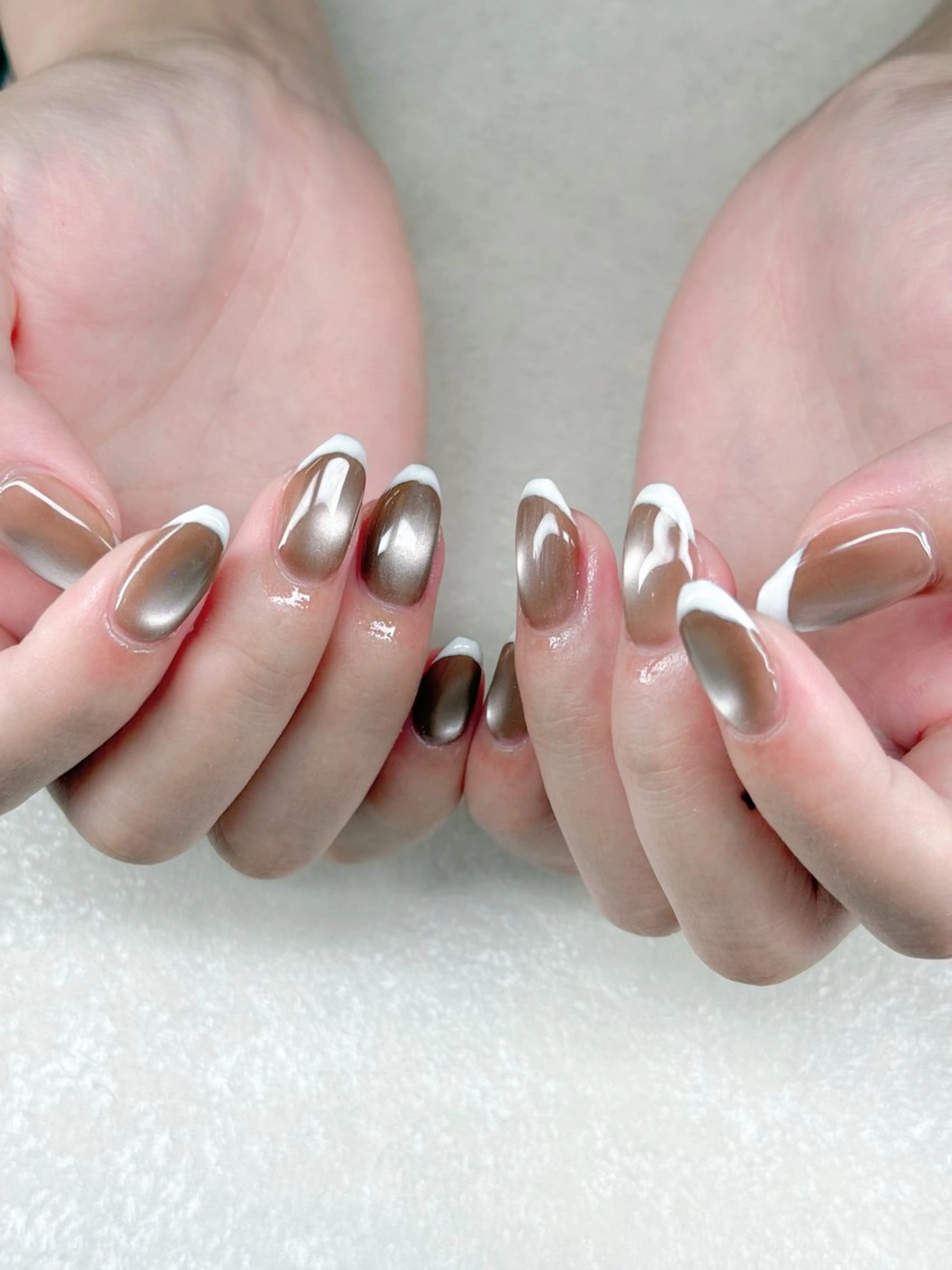 ネイル フレンチネイル マグネットネイル マグネットフレンチ Agate miku🎀‧₊のネイルデザイン