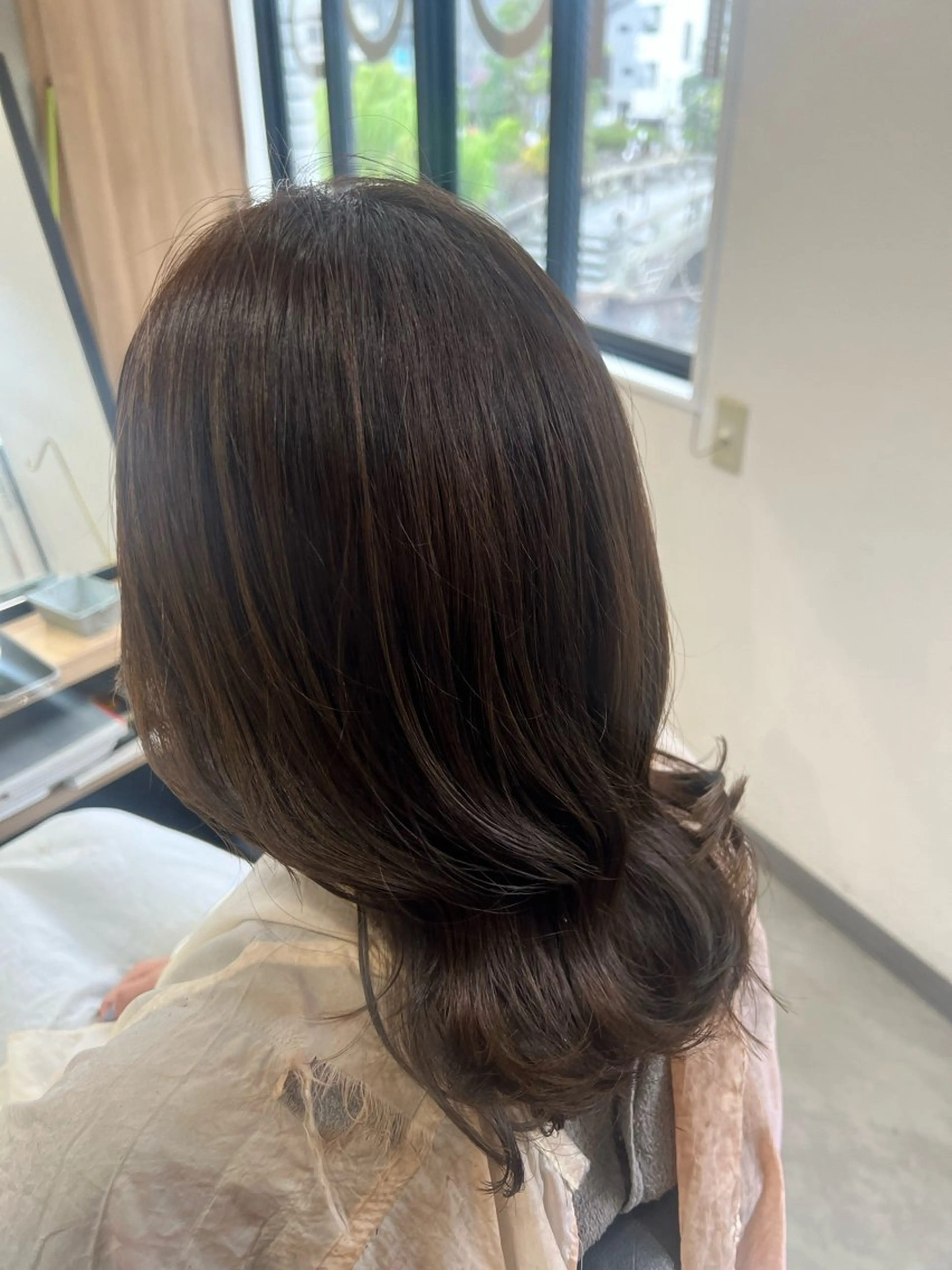 ミディアム 深堀 さくらのヘアスタイル
