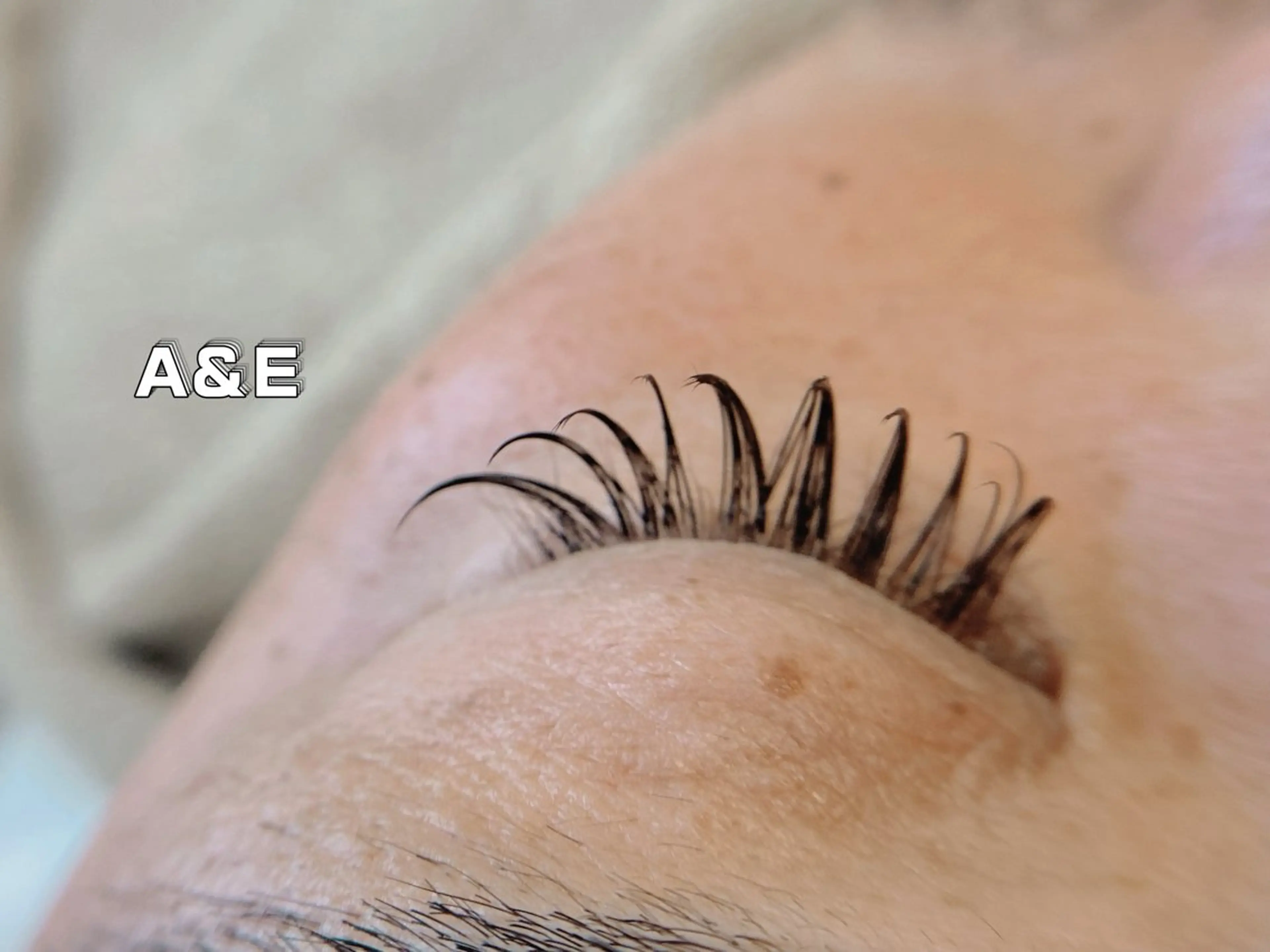 マツエク・マツパ Ａ&Ｅ所属・西岡 /マツエク/束感🎀のマツエク・マツパデザイン