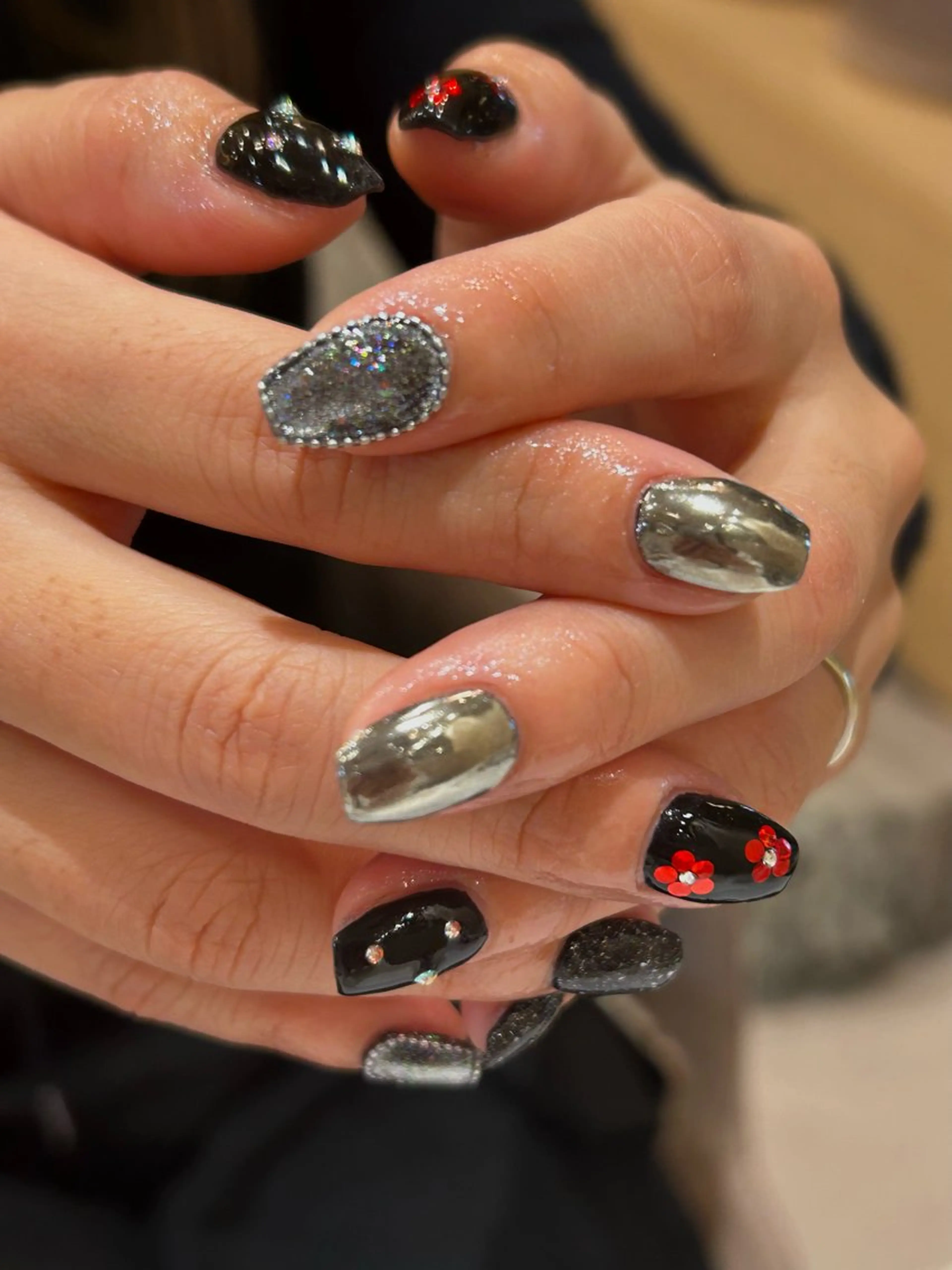 ネイル miku･:*+ angelicaのネイルデザイン