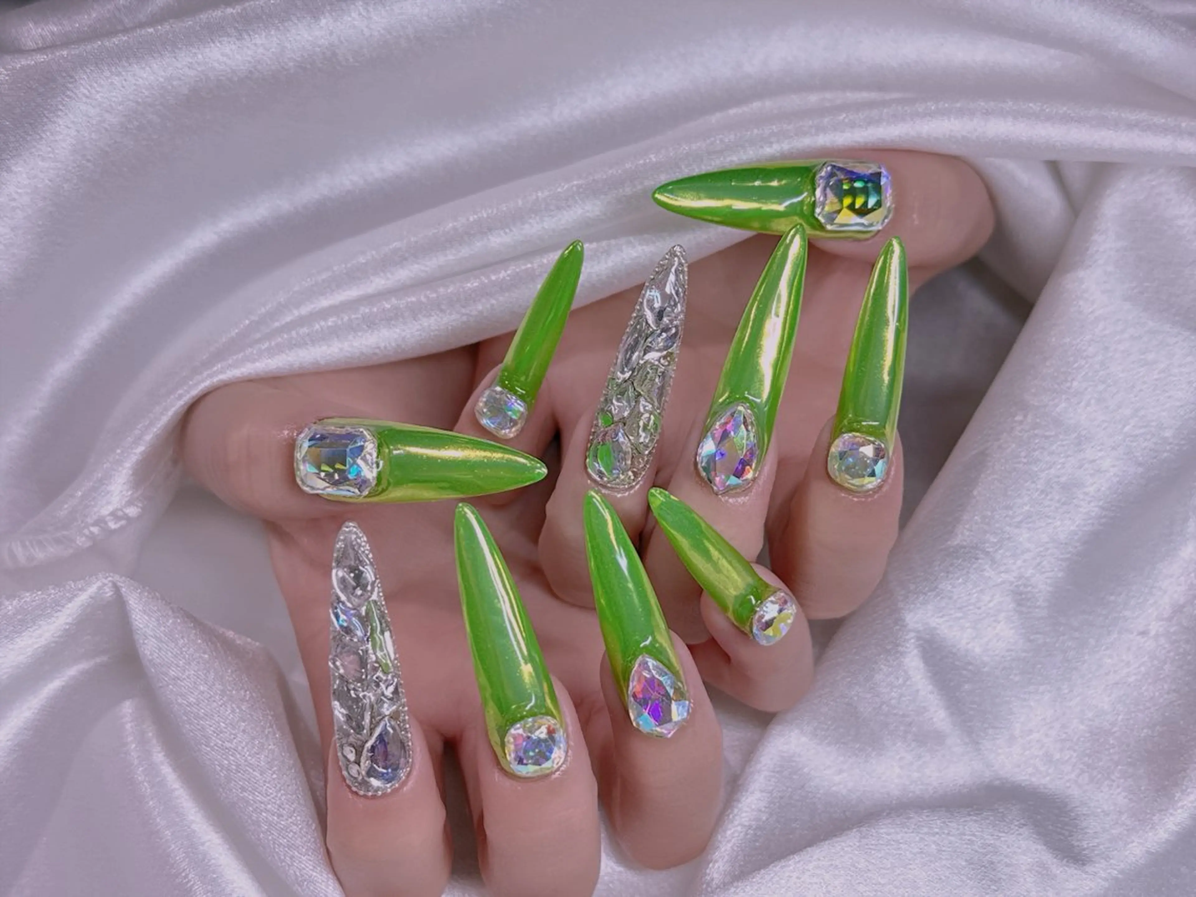 ネイル ハンドネイル 長さだし専門店 M2　rikaのネイルデザイン