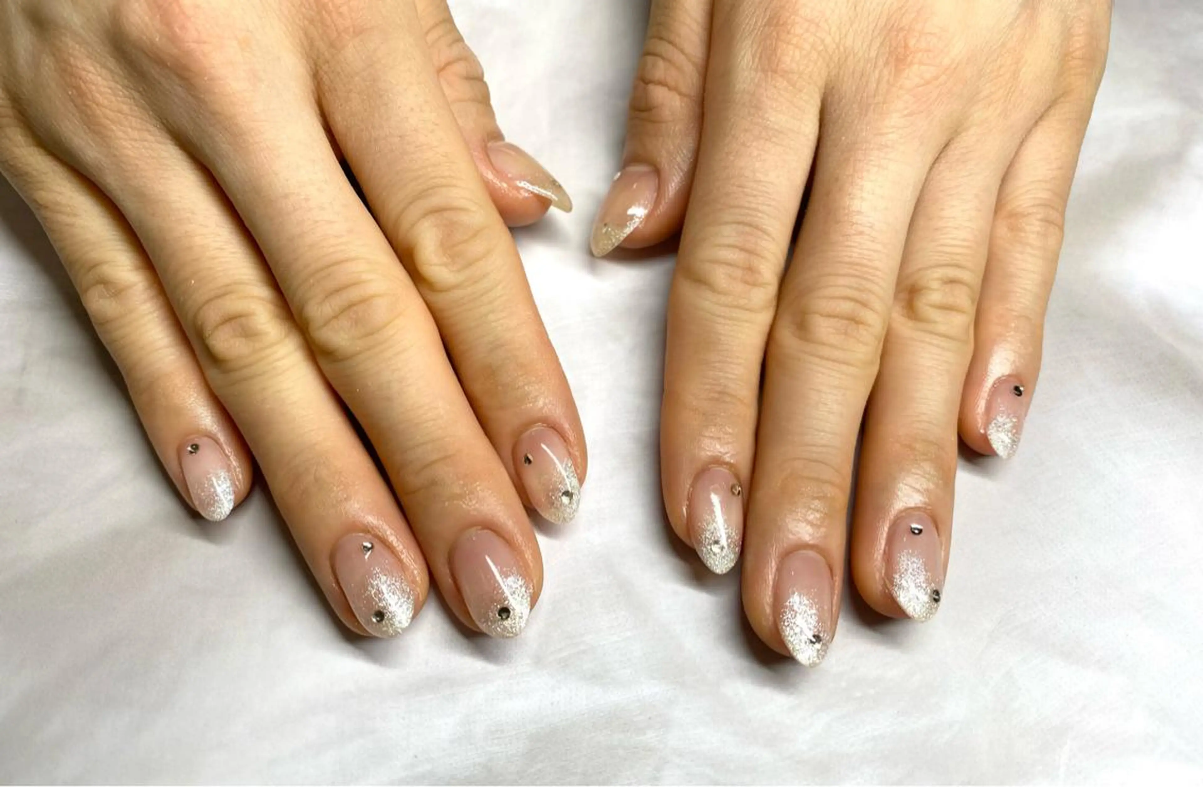 ネイル le’a レアのマツエク・マツパデザイン