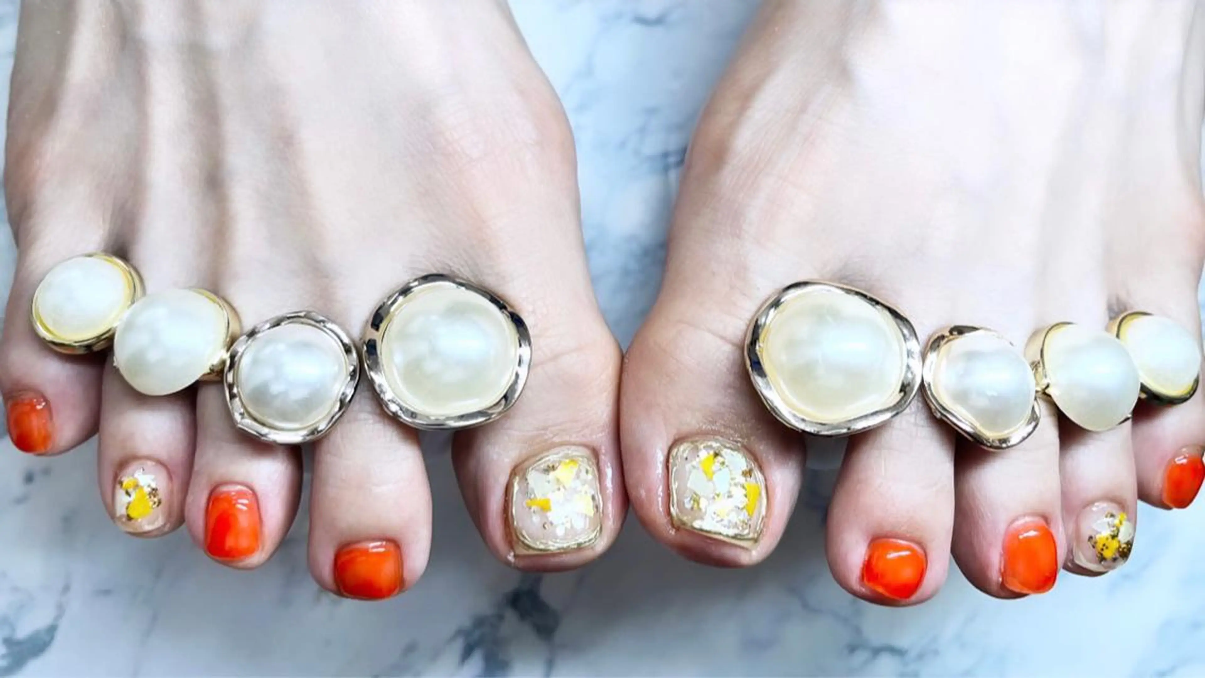 ネイル フットネイル Rosa NAILのネイルデザイン