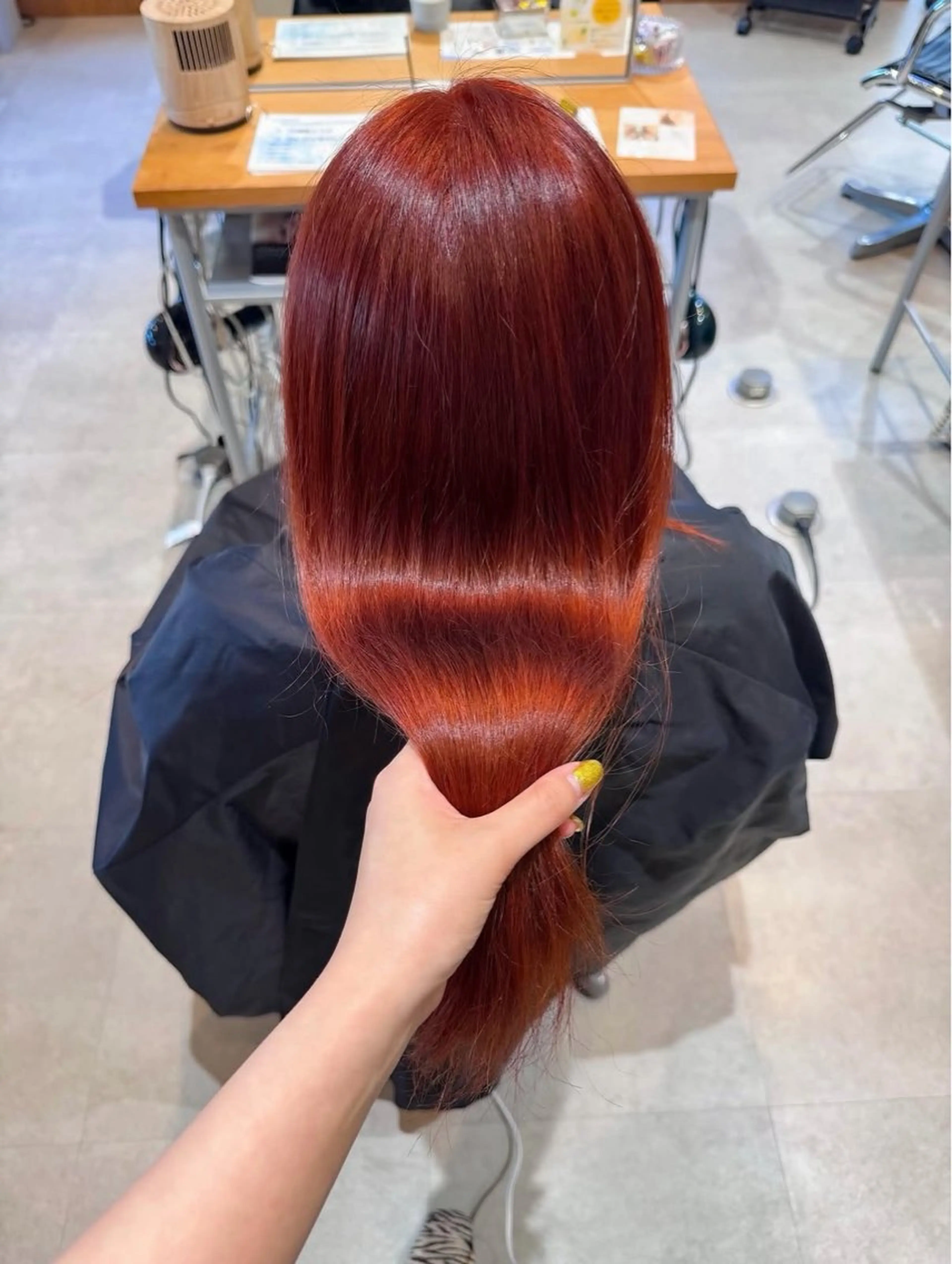 ロング ヘアカラー 黒木日那/髪質改善/ モテカラー/レイヤーのヘアスタイル