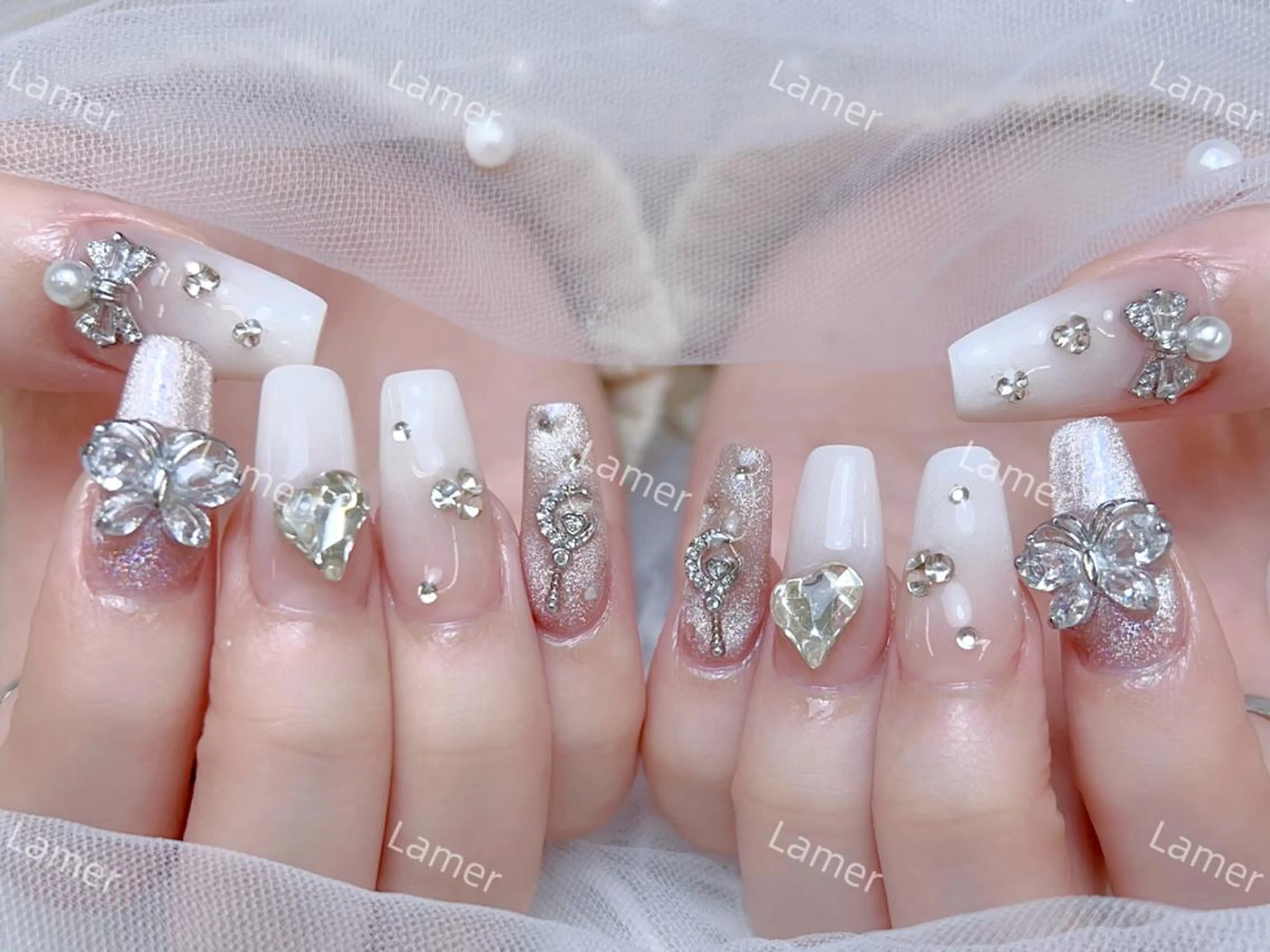 ネイル ハンドネイル ハンドケア Merit メリット_のネイルデザイン