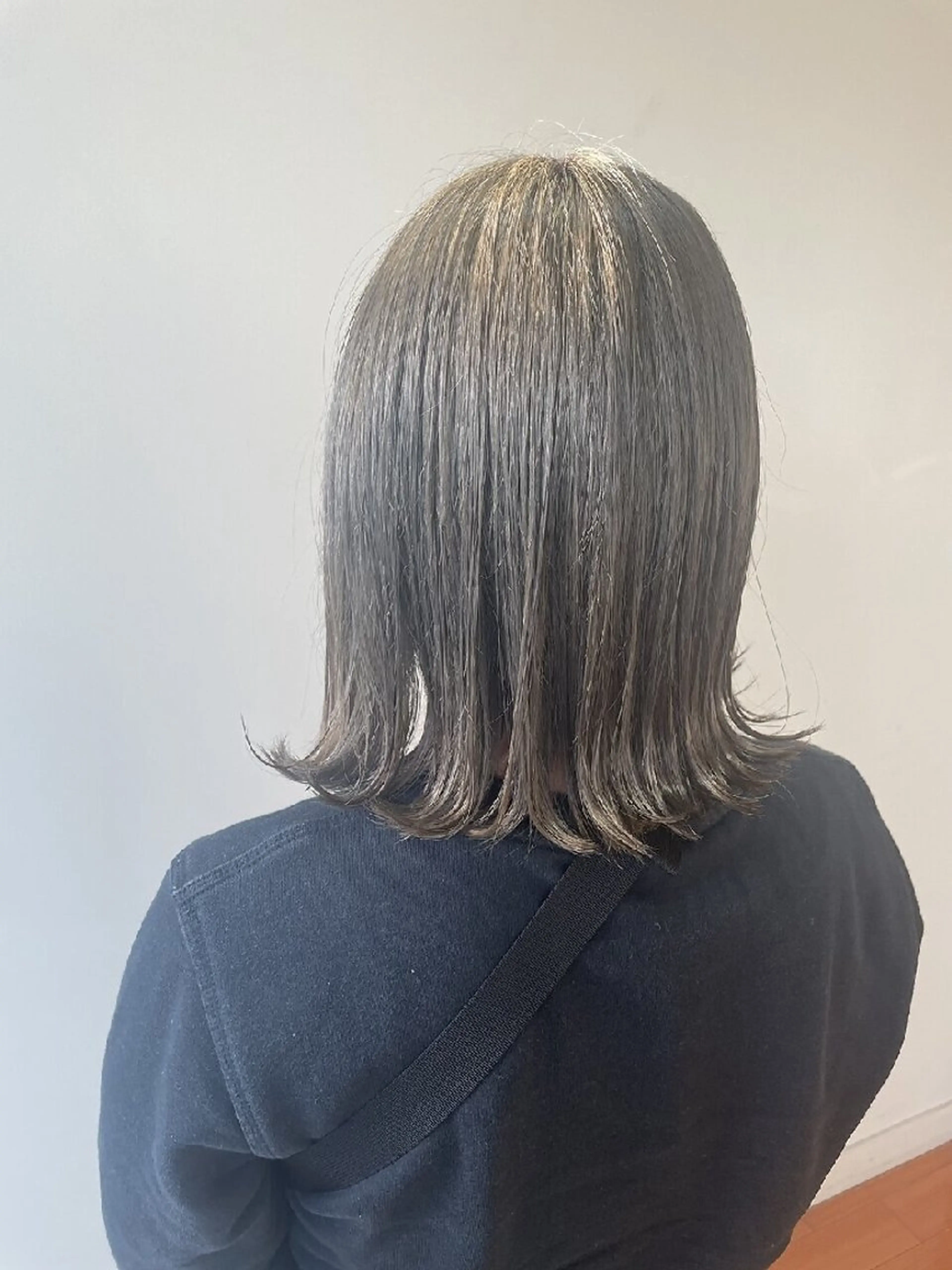 ミディアム カラー ベージュカラー オリーブベージュ ボブ HairSalon  Cloudのヘアスタイル