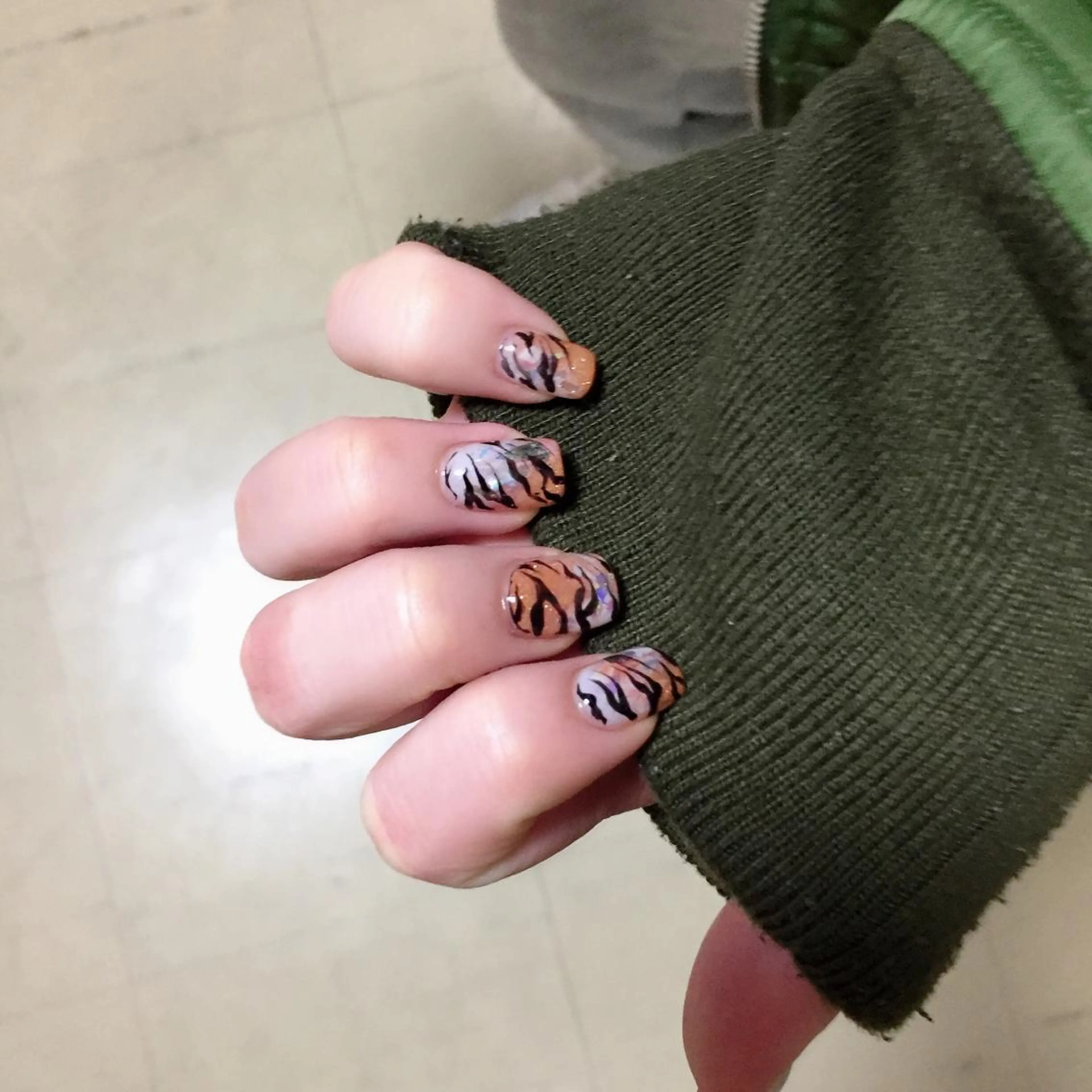 ネイル ガールネイルサロン所属・ガール ネイルサロンのネイルデザイン