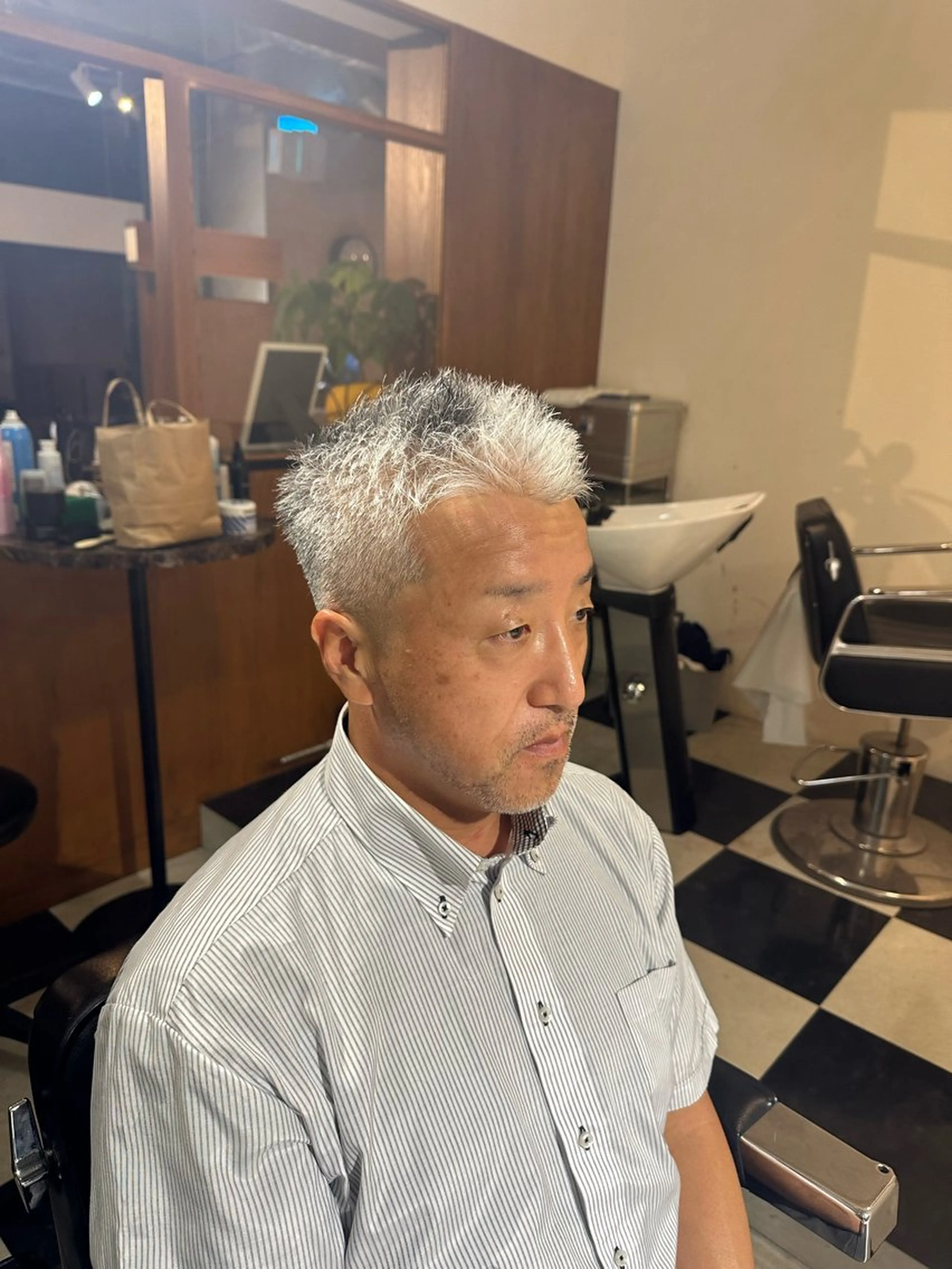 ショート メンズ フェードカット スキンフェード カット モチヅキ タツキのヘアスタイル