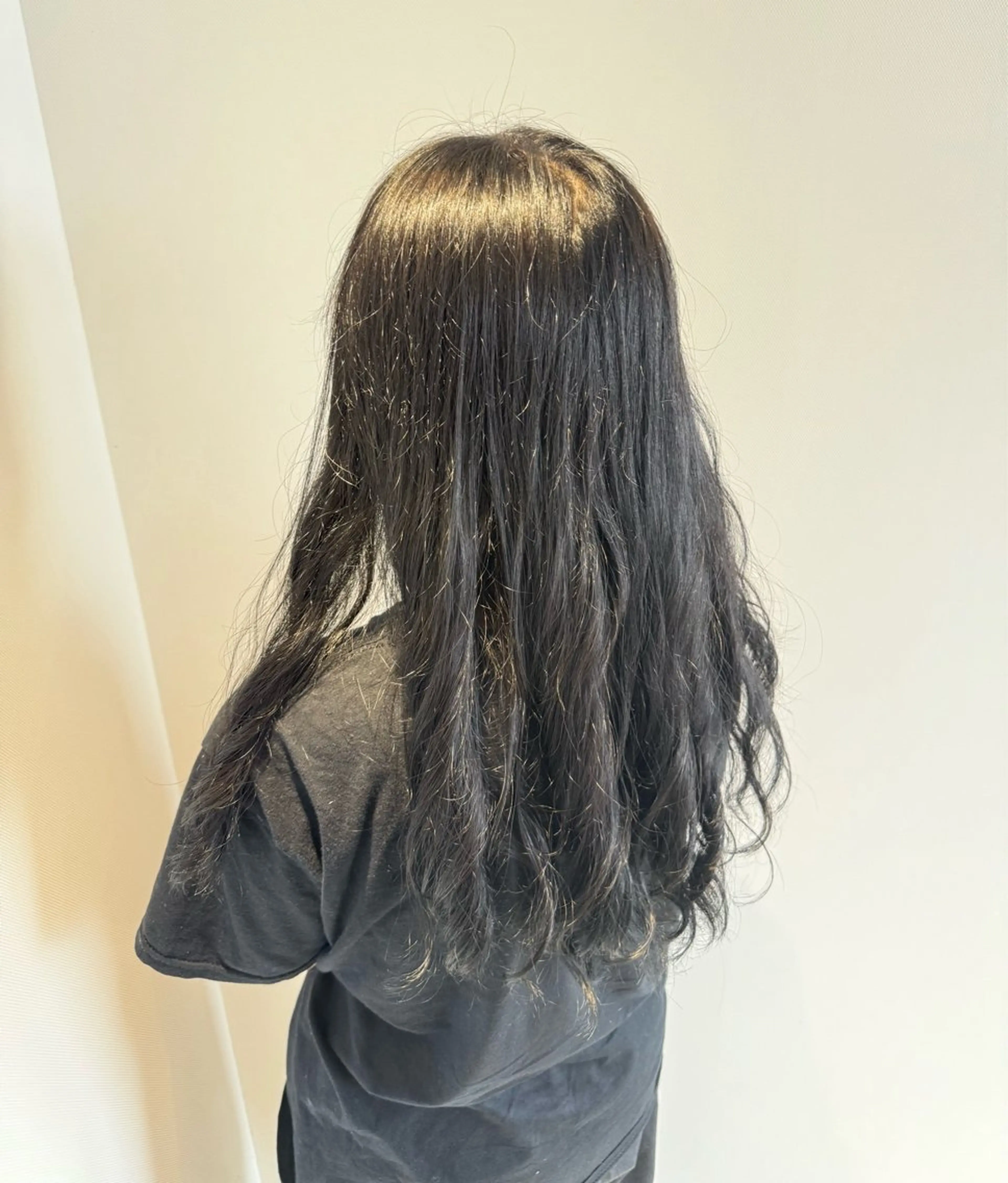 カラー ヘアカラー 髙崎 璃音のヘアスタイル