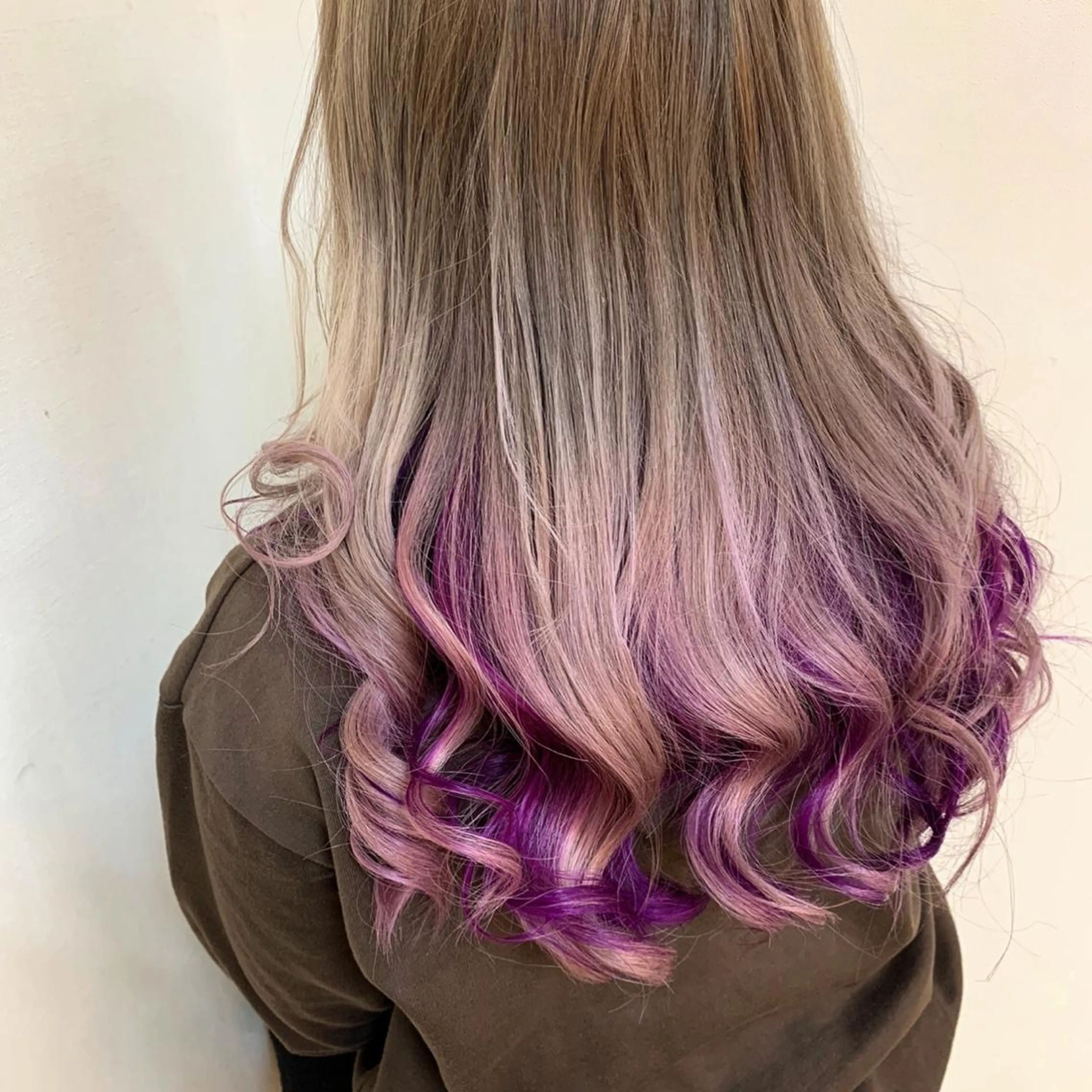 ロング カラー 🫧ウルフカット/ 畑中結衣🫧のヘアスタイル