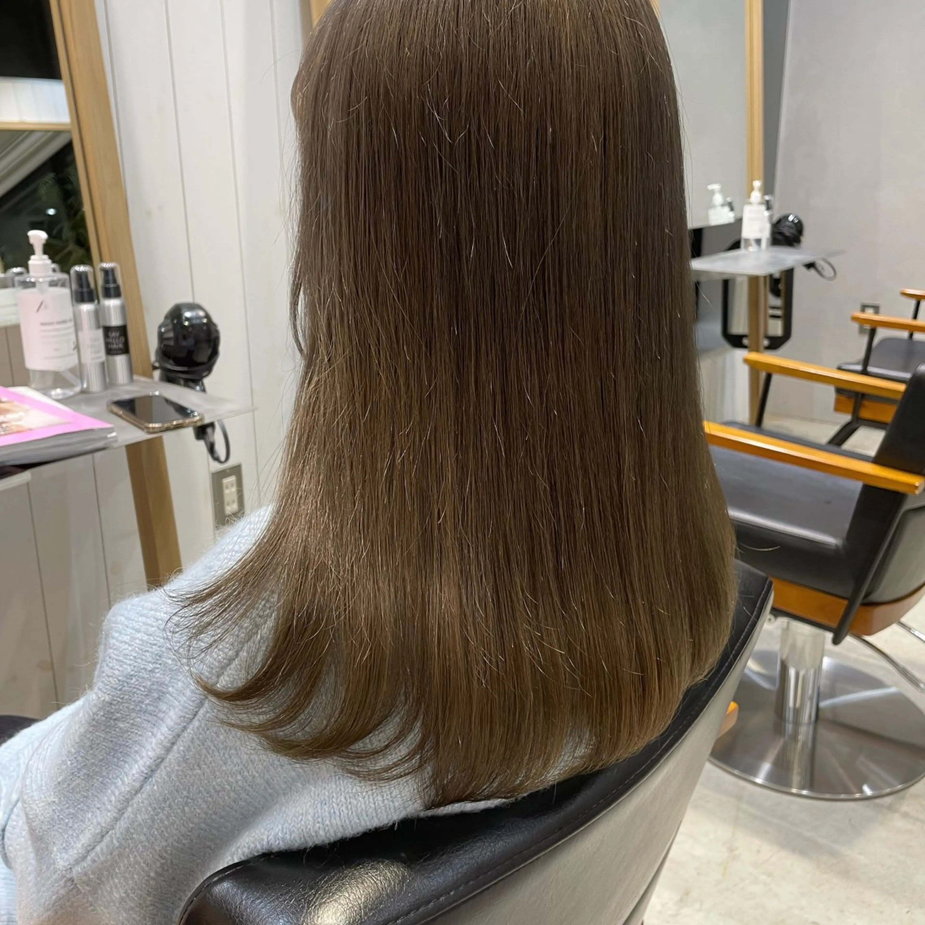 セミロング カラー ヘアカラー トリートメント ヒロミ/アレンジ/ アンニュイ/透け感のヘアスタイル