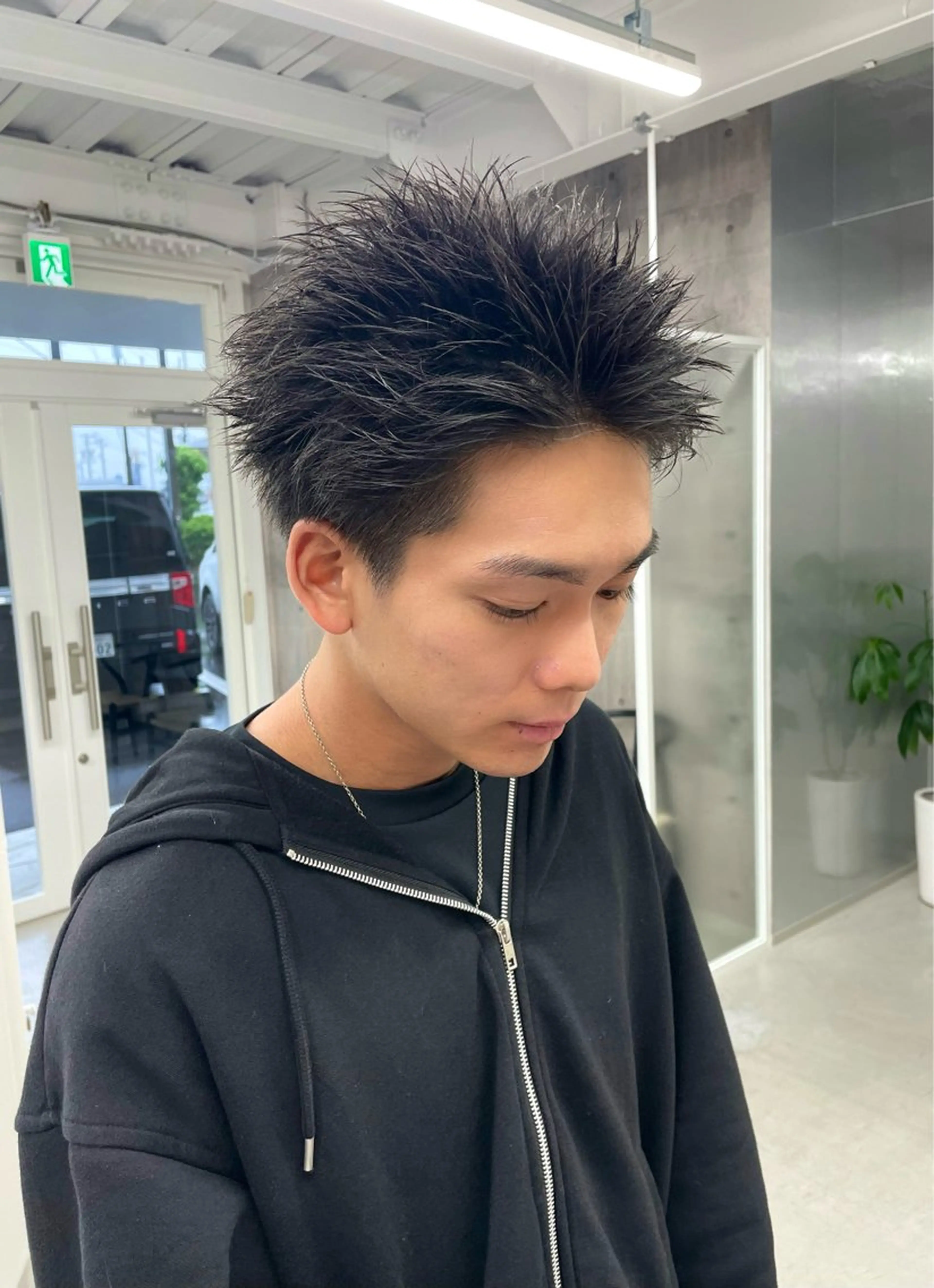 ショート メンズ スパイキーショート 刈り上げ ショートヘア 錦 茉李 @lm.mari03のヘアスタイル