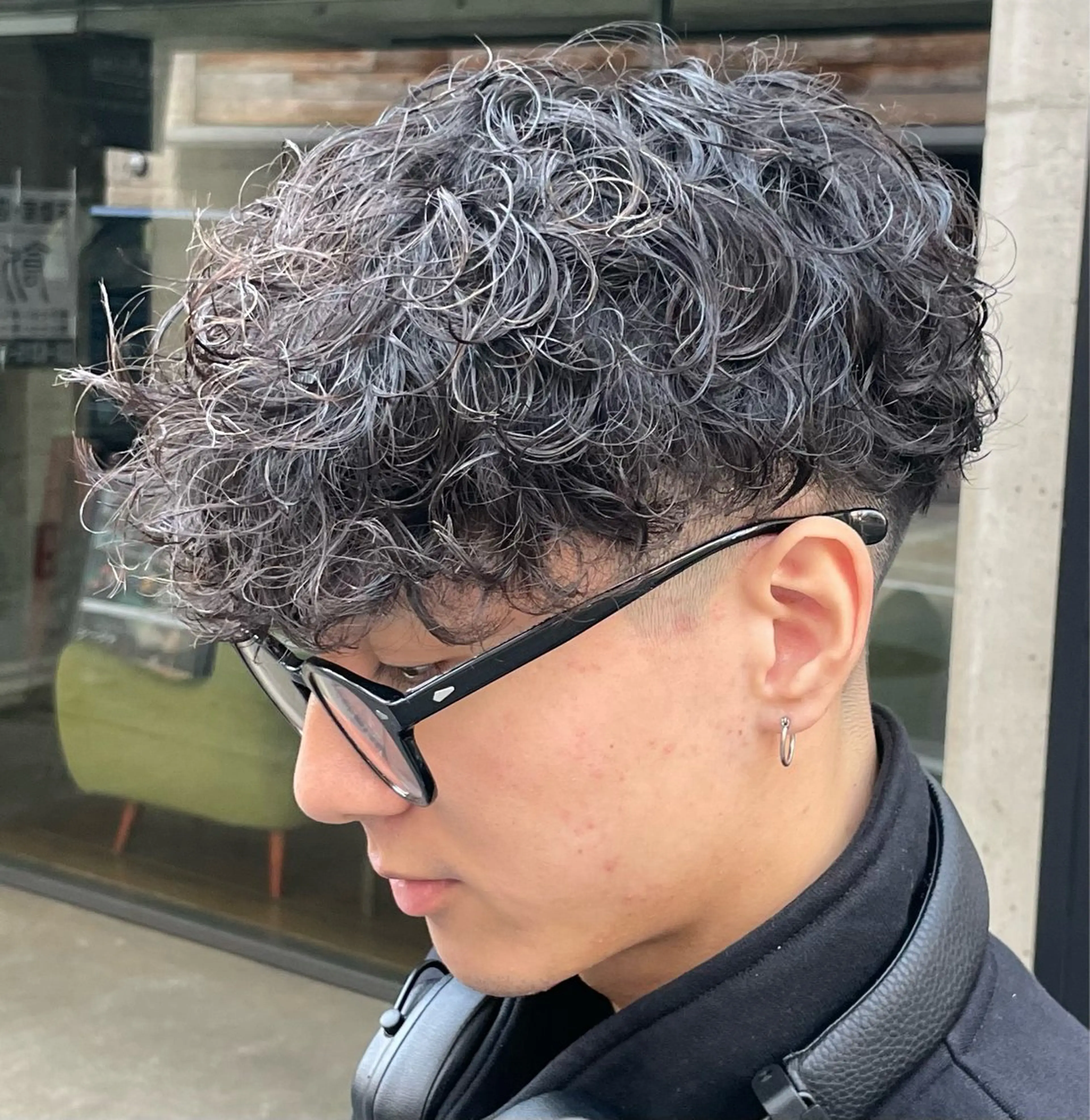 ショート パーマ メンズ era2d所属・マコト/心斎橋 メンズ専門店のヘアスタイル