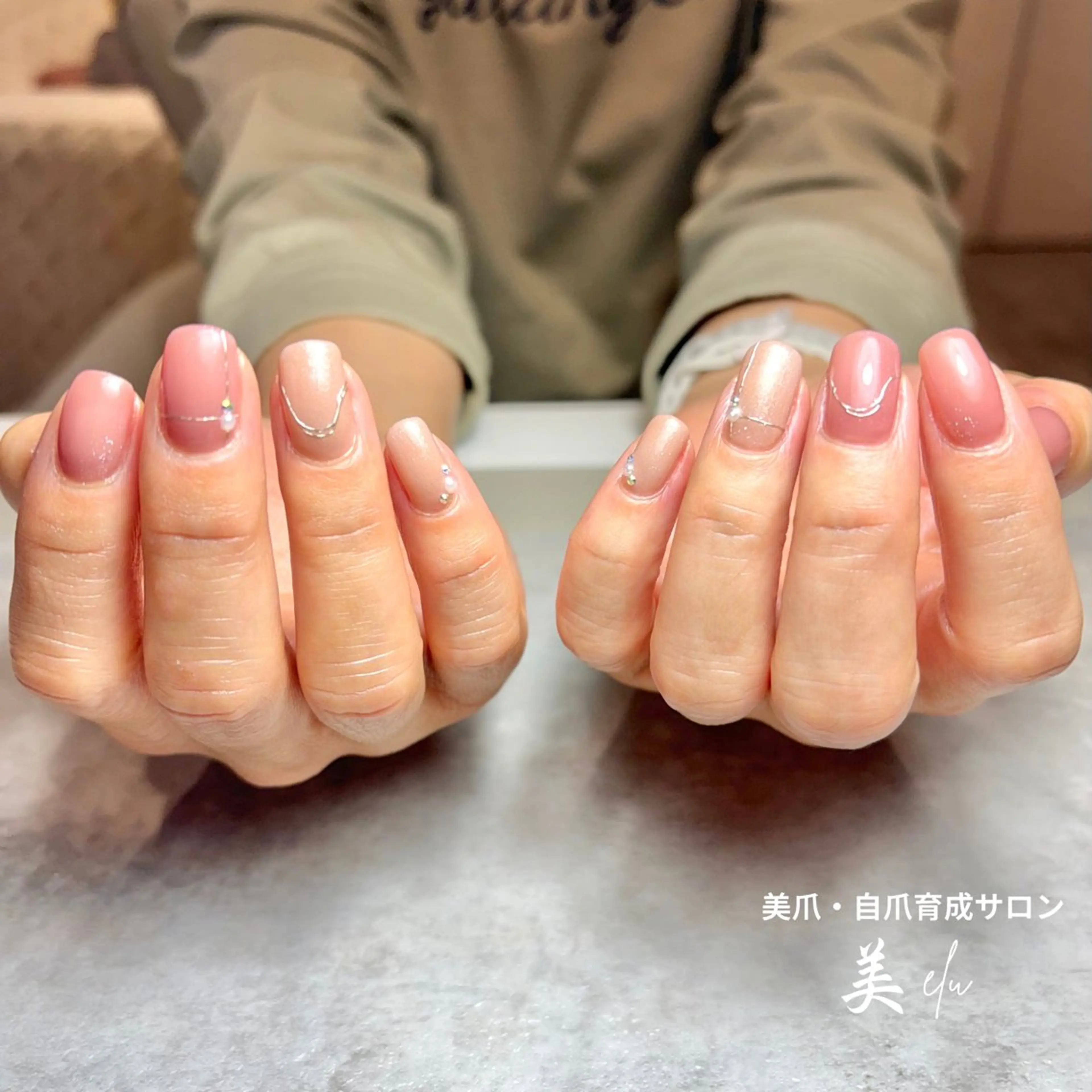ネイル ジェルネイル シンプルネイル ハンドネイル 美爪・自爪育成サロン美elu所属・美爪・自爪育成サロン 美elu(ビエル)のネイルデザイン
