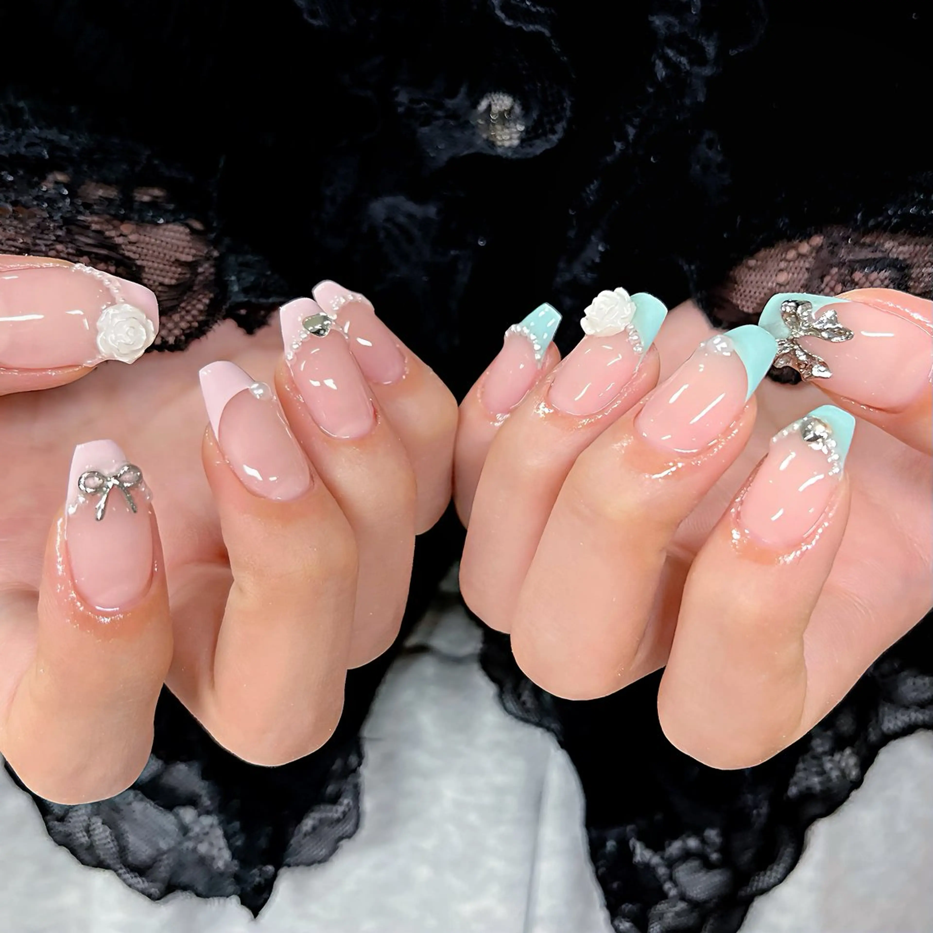 ネイル フレンチネイル 韓国ネイル マグネットネイル マグネットフレンチ ニュアンスネイル ハンドネイル 🫧OPELIA NAIL渋谷🫧のネイルデザイン