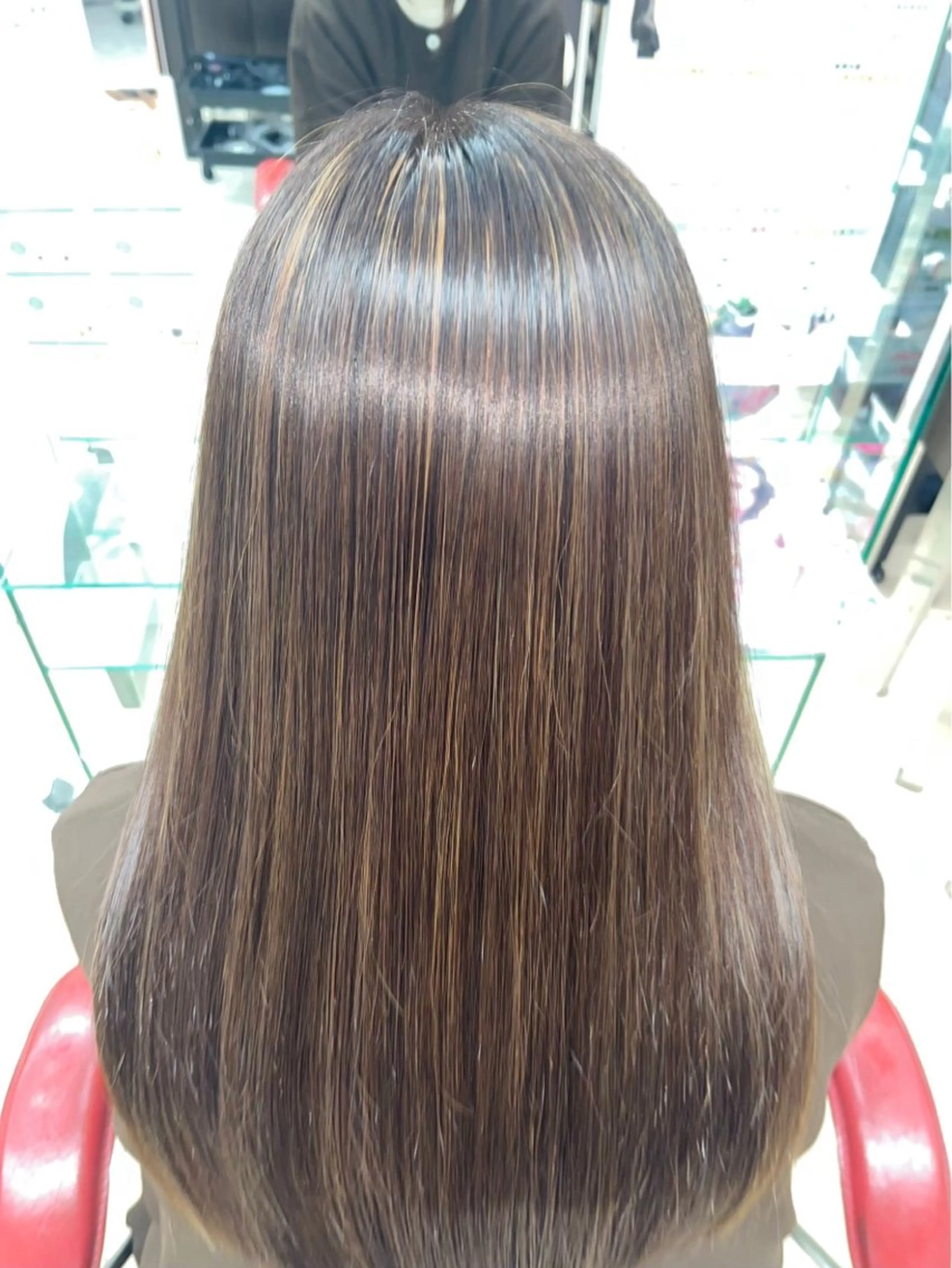 カラー Earth長崎浜の町店所属・年末限定艶カラー ⛄️⛄️梅本琉衣のヘアスタイル