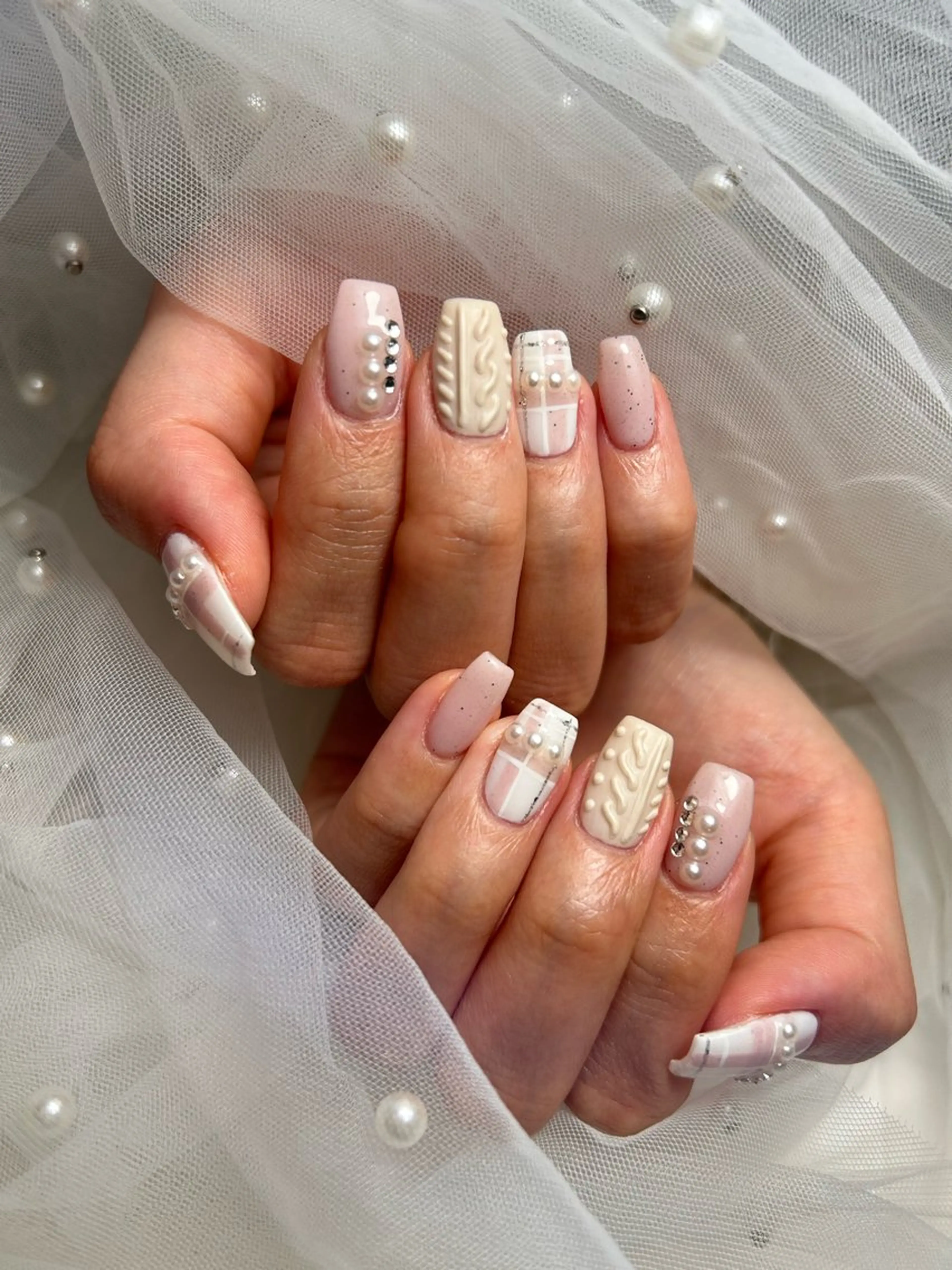 ネイル ハンドネイル フットネイル ✴︎ Delightのネイルデザイン