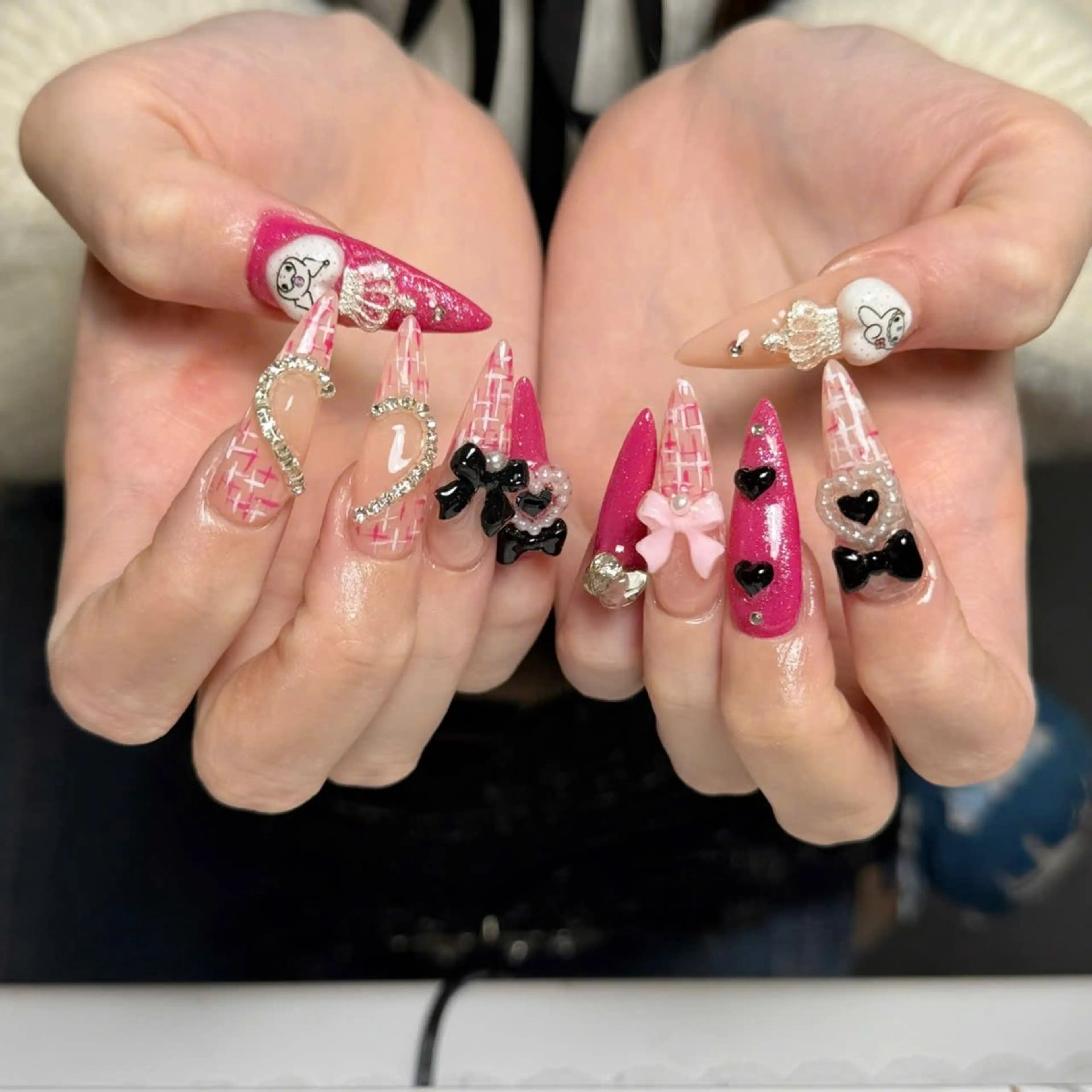 ネイル オーロラネイル 長さ出し フレンチネイル ジェルネイル マグネットネイル ハンドネイル KITTY_NAILS所属・KITTY nailsのネイルデザイン
