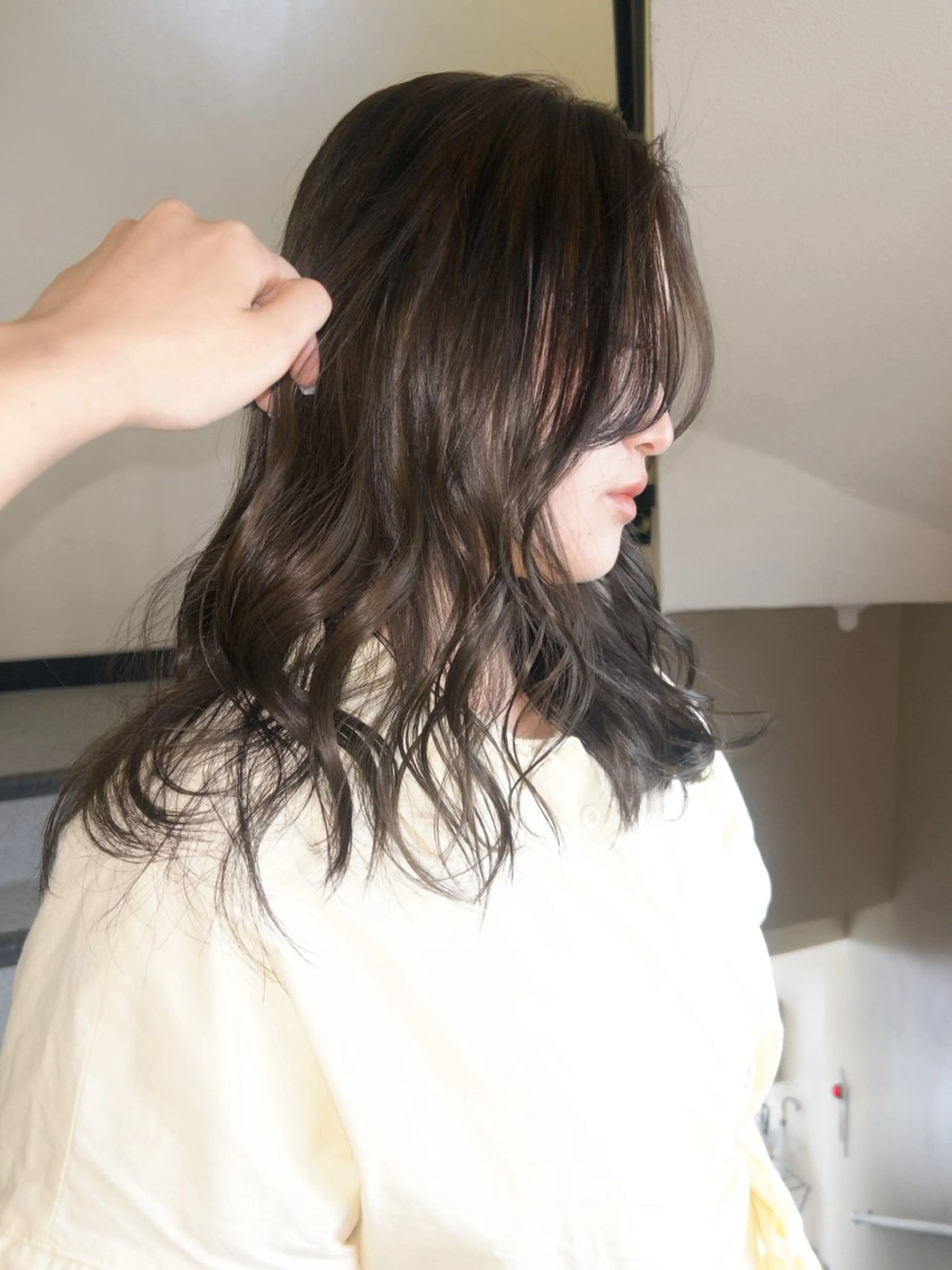 セミロング カラー ブリーチ 透明感カラー ダブルカラー ブリーチなしカラー オリーブカラー ヘアカラー トリートメント ☕️結【suii.】 ボブ/ヘアセット☕️のヘアスタイル