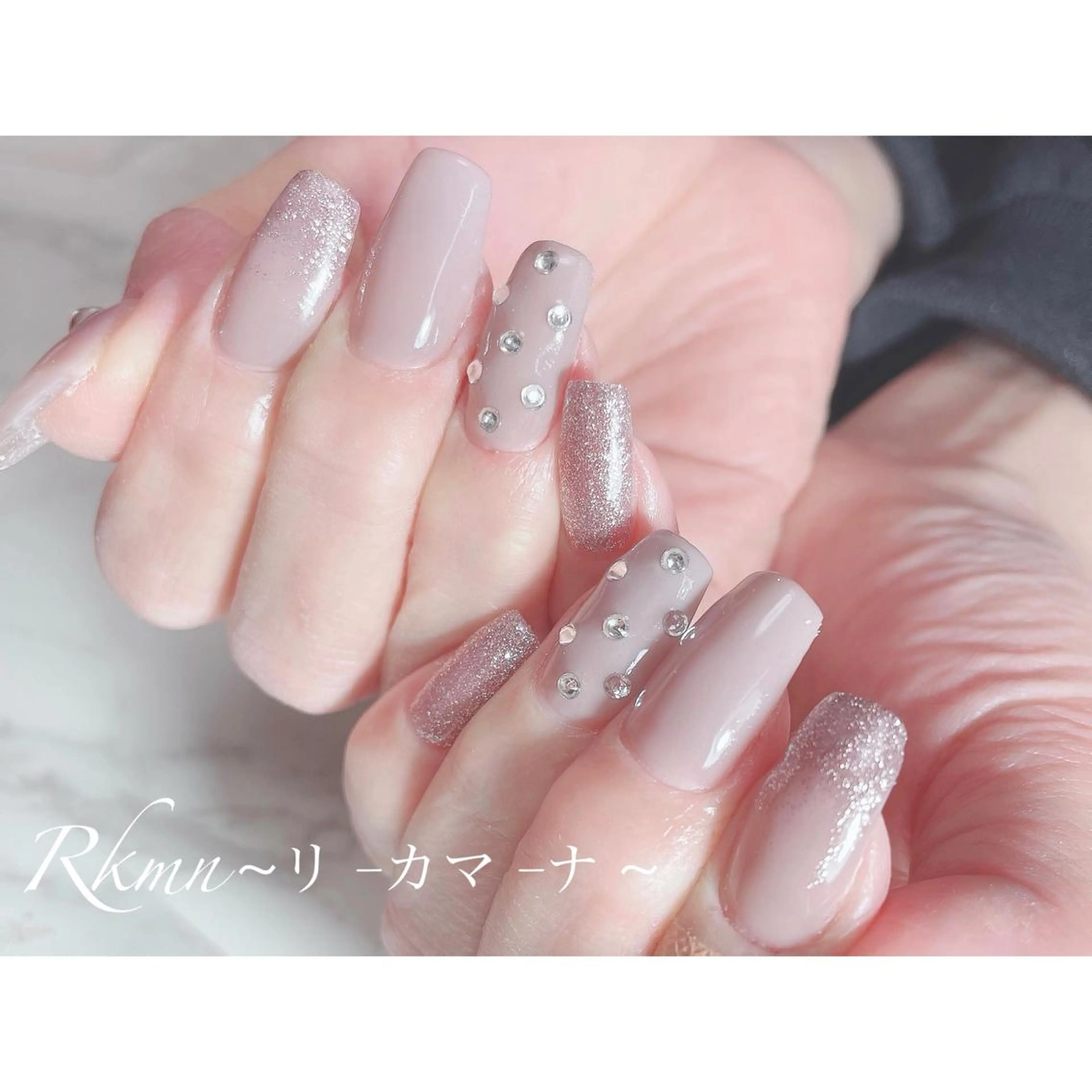 ネイル アートネイル フレンチネイル ジェルネイル グラデーション ラメ(グリッター) ハンドネイル フットネイル ハンドケア Rkmn ~リ-カマ-ナ~のネイルデザイン