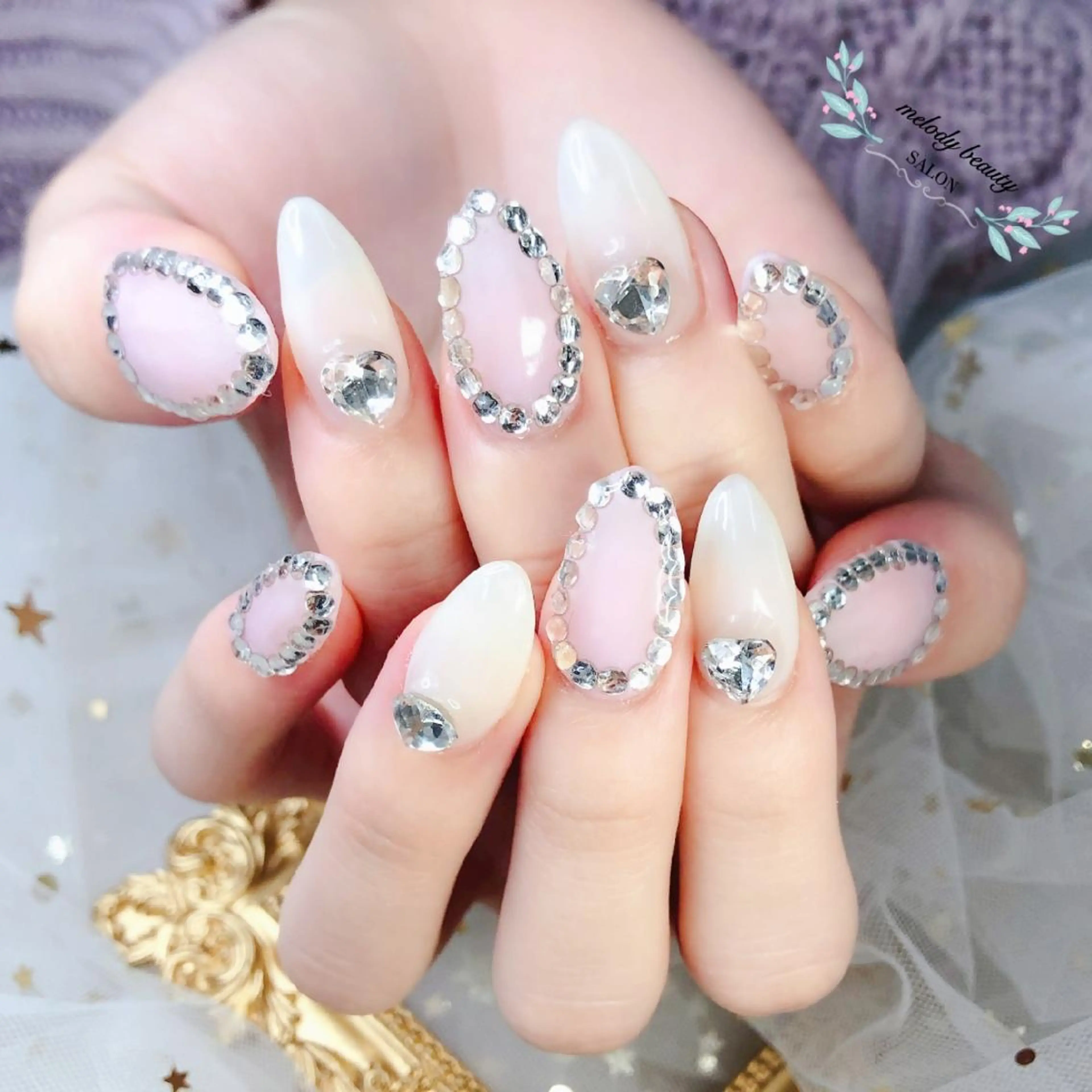 ネイル オーロラネイル ジェルネイル マグネットネイル シンプルネイル ブライダルネイル Melody Nail所属・Melody  3D/スカルプ専門店のネイルデザイン