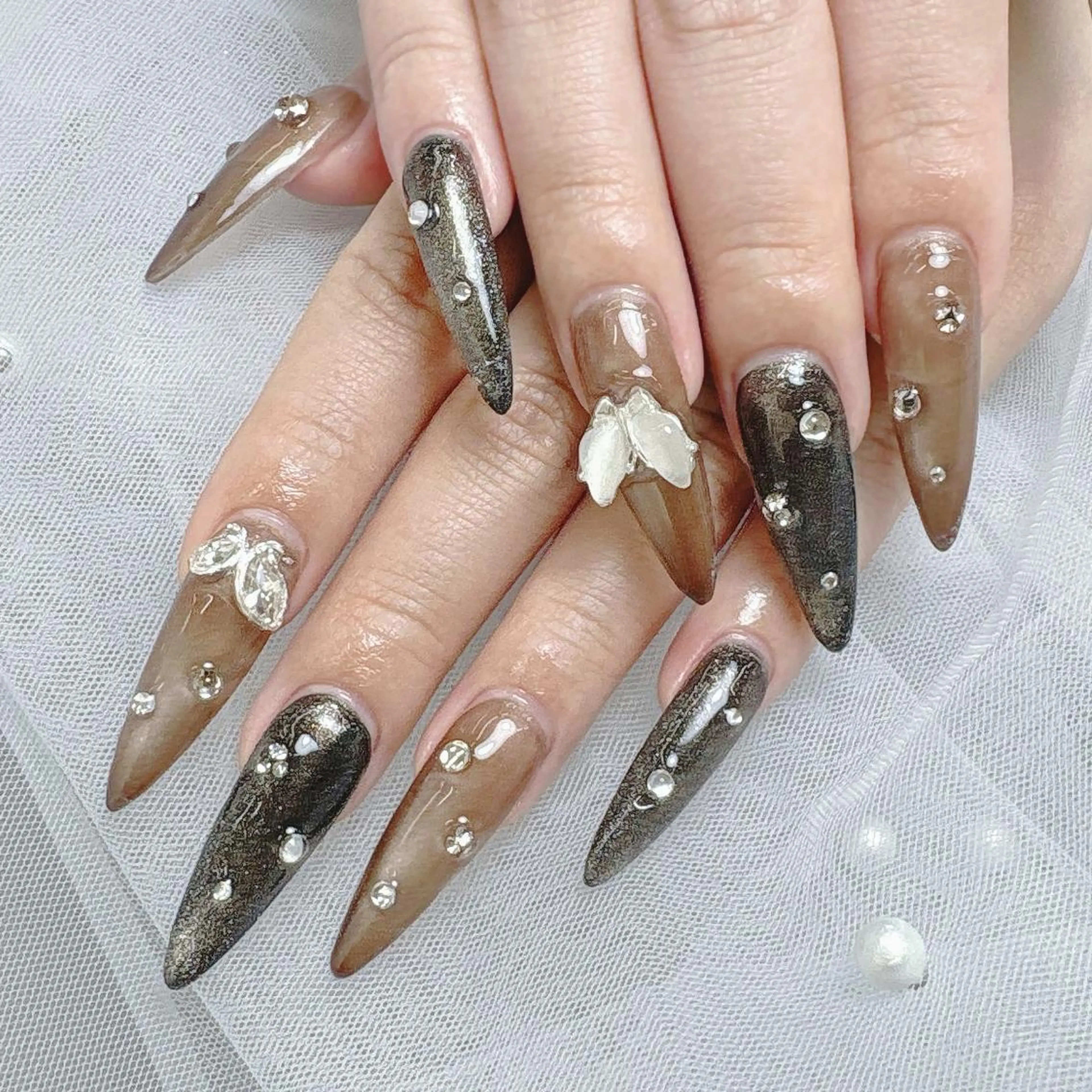 ネイル queensnail 🧸mikiのネイルデザイン