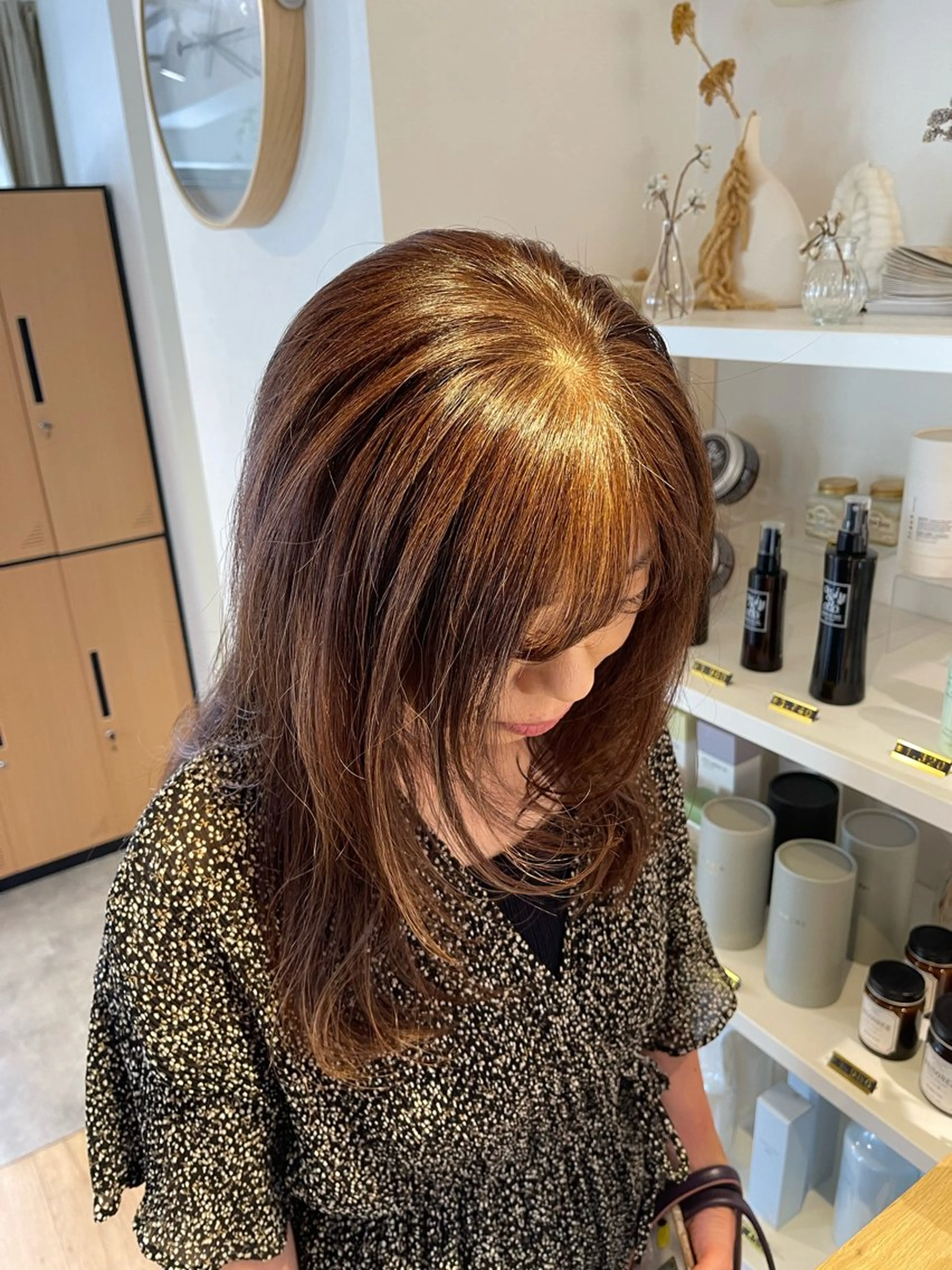 セミロング カラー レイヤーカット ANDIAMO SAKAE  楓のヘアスタイル