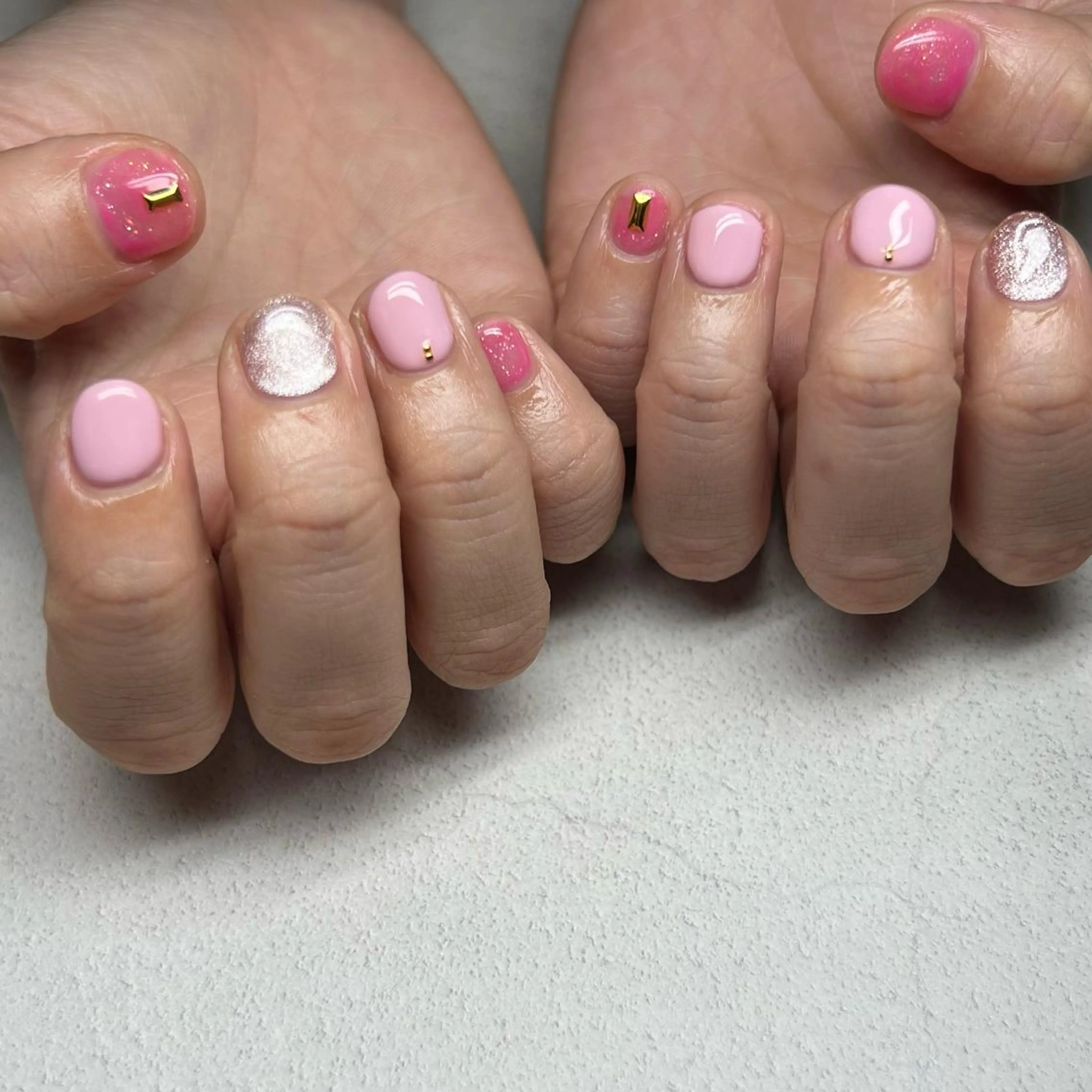 ネイル ハンドネイル 𝐫𝐚𝐢 𝐧𝐚𝐢𝐥の眉毛・アイブロウイメージ