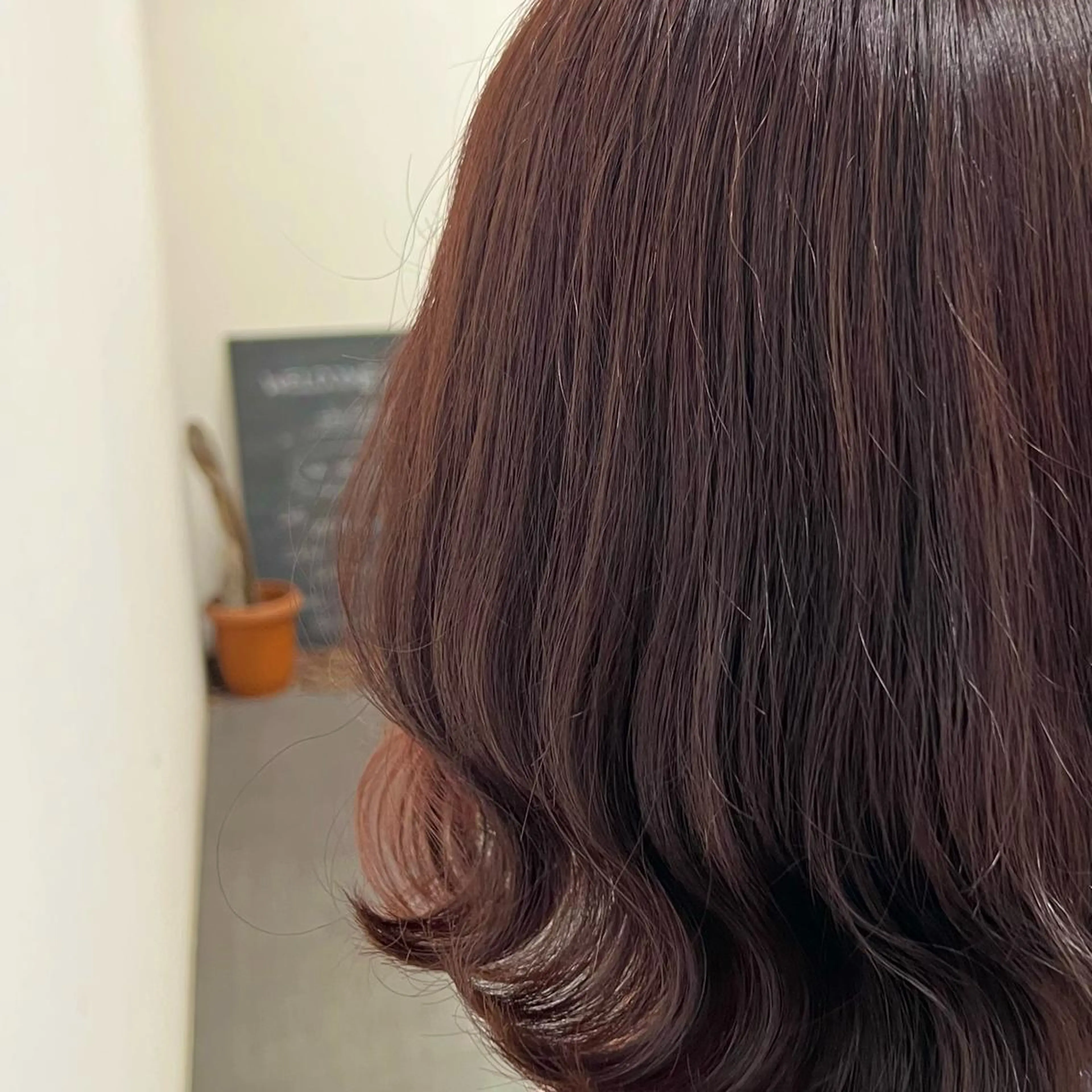 ミディアム カラー Rino kanayama所属・Rino 金山 ／ 宮澤 萌のヘアスタイル