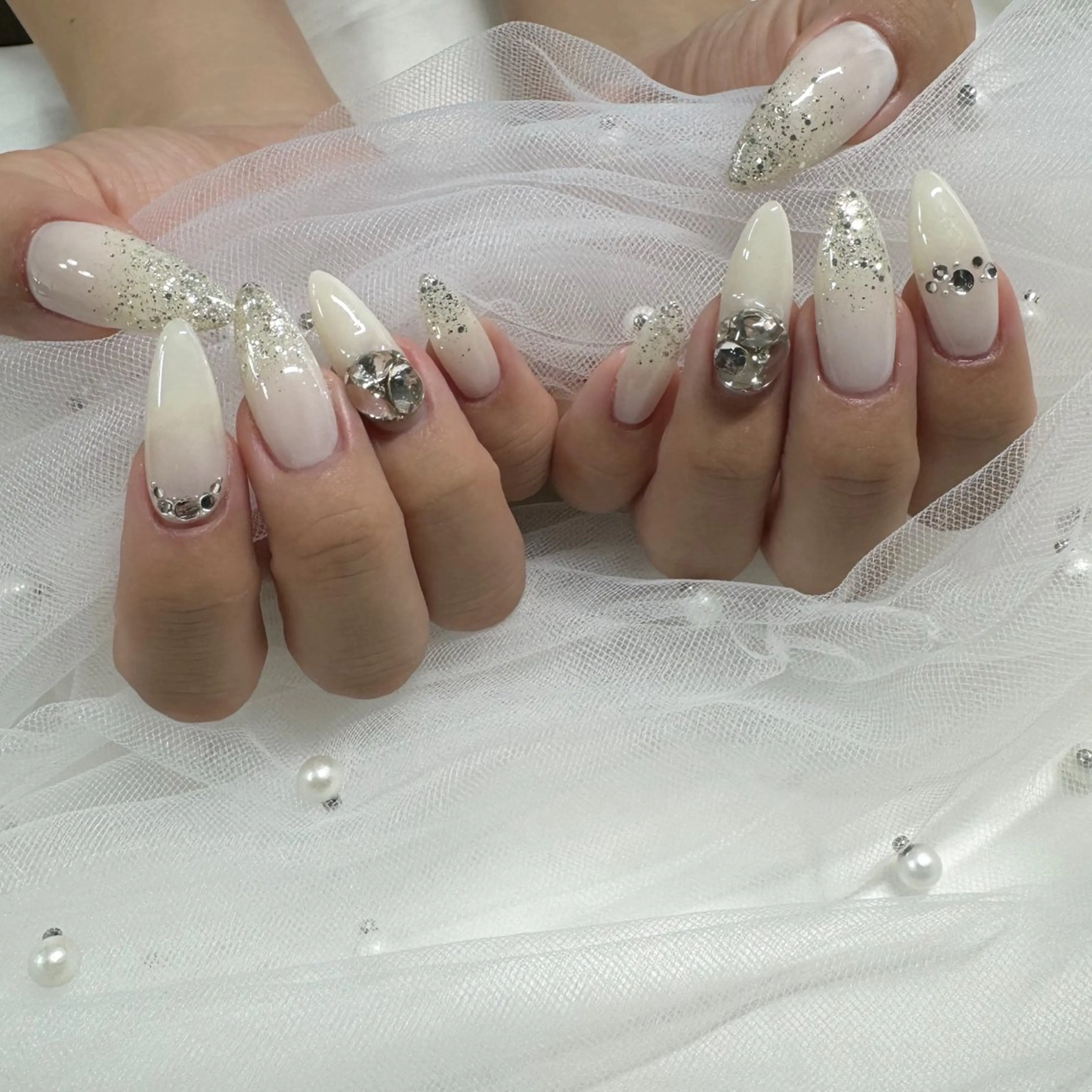 ネイル ジェルネイル 東 千夏のネイルデザイン