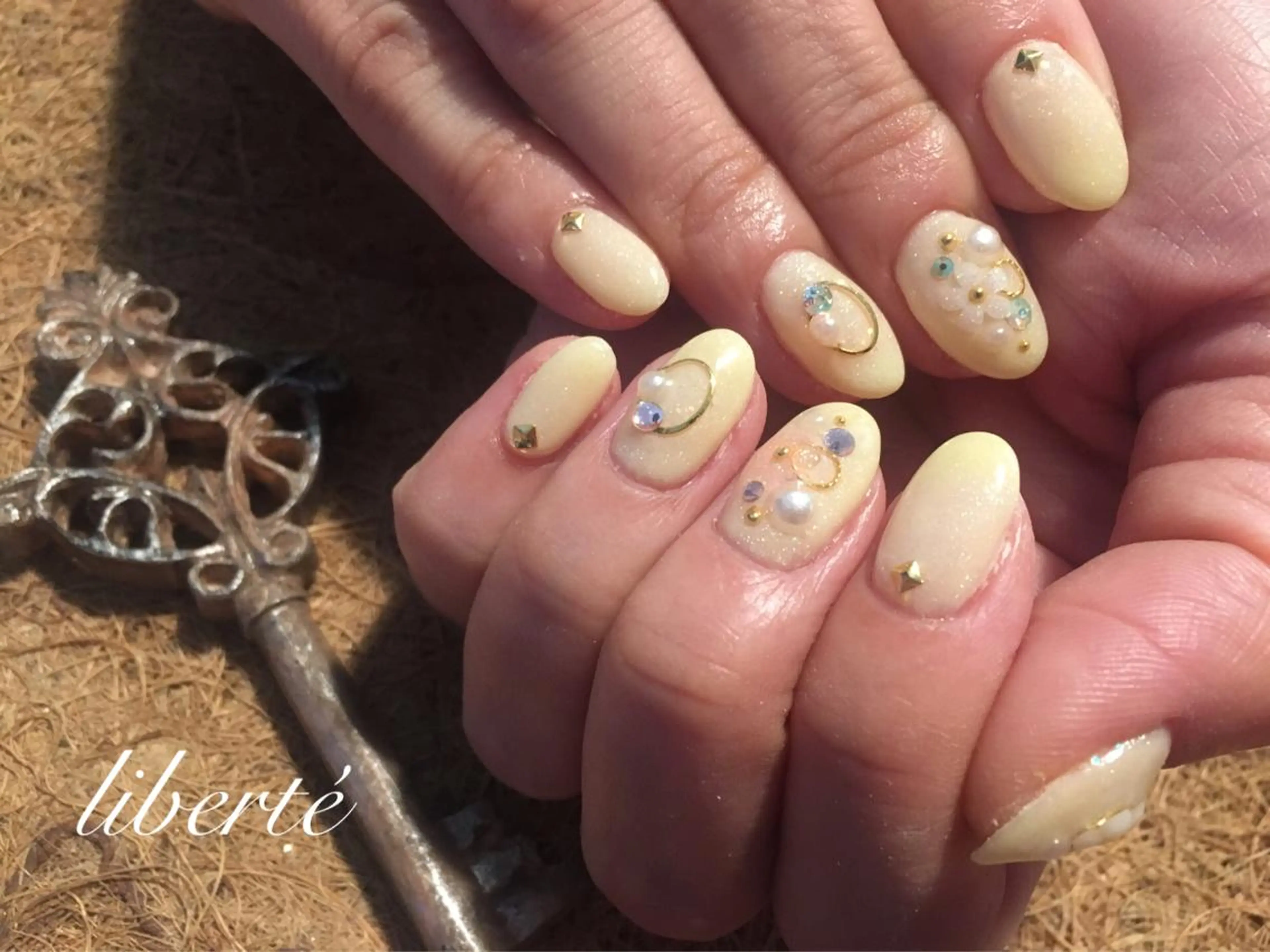 ネイル liberté (リベルテ)のネイルデザイン