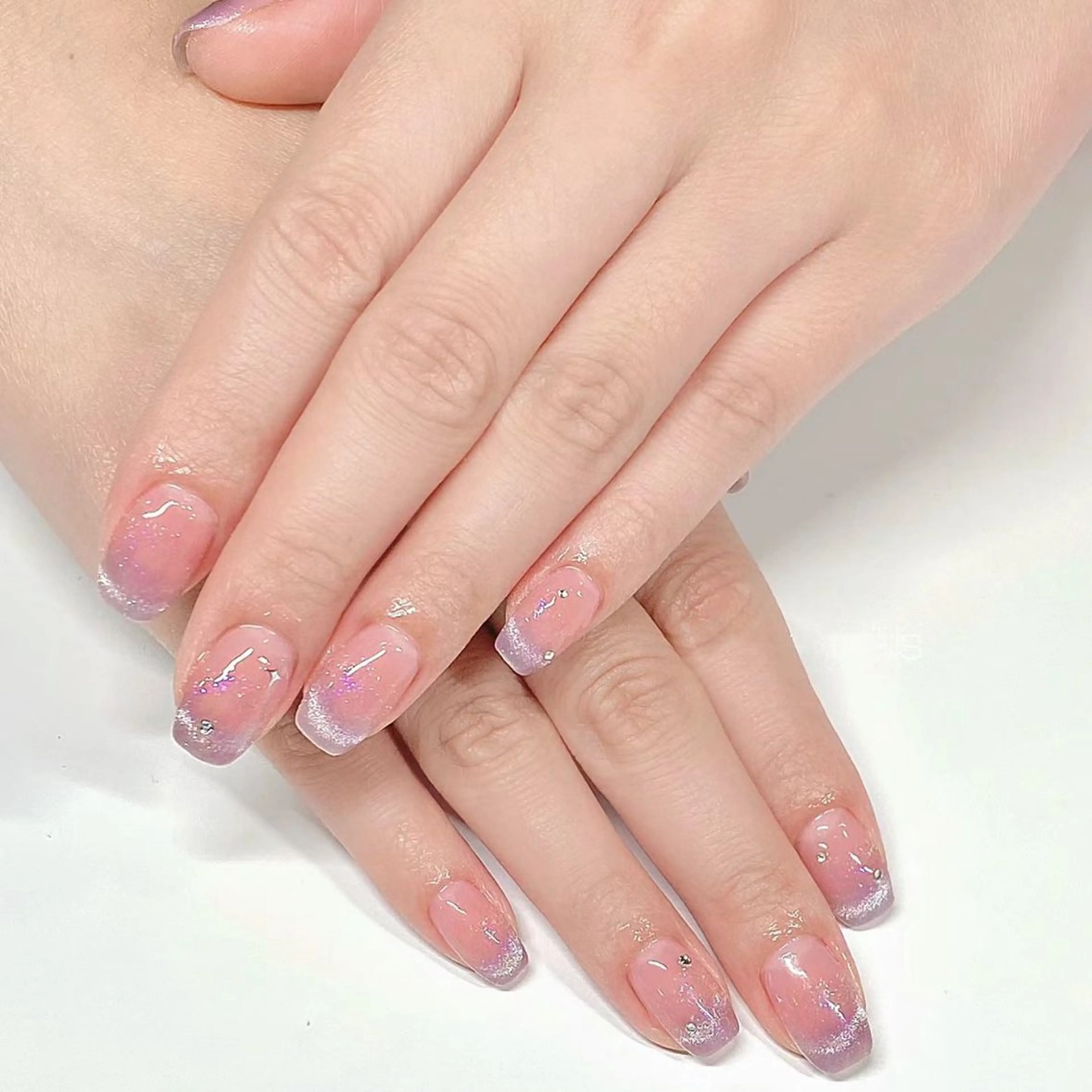 ネイル ハンドネイル 🍑 momo_nailのネイルデザイン