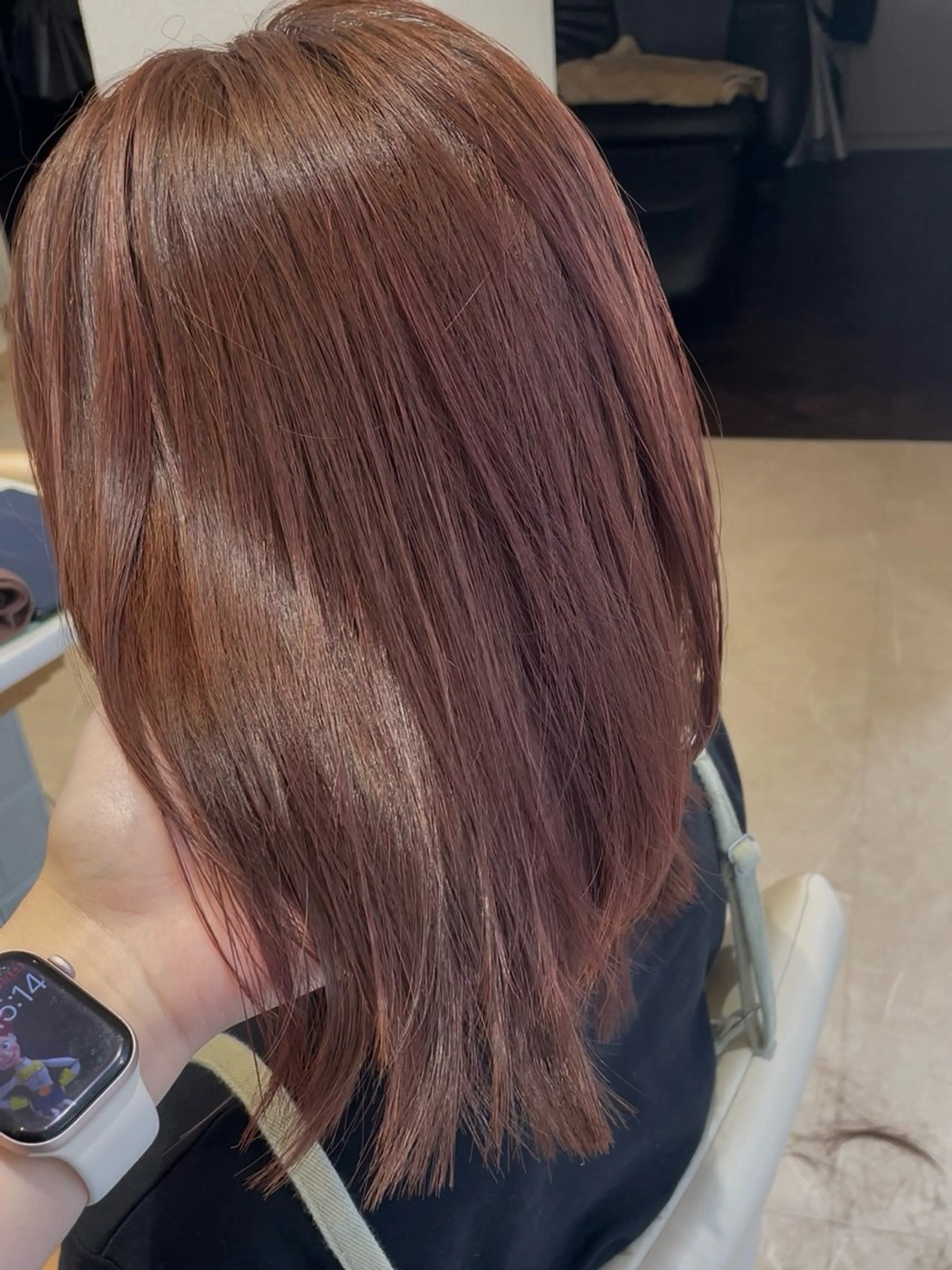 セミロング カット ヘアカラー トリートメント ヘッドスパ／透明感 カラー伊藤 千尋のヘアスタイル