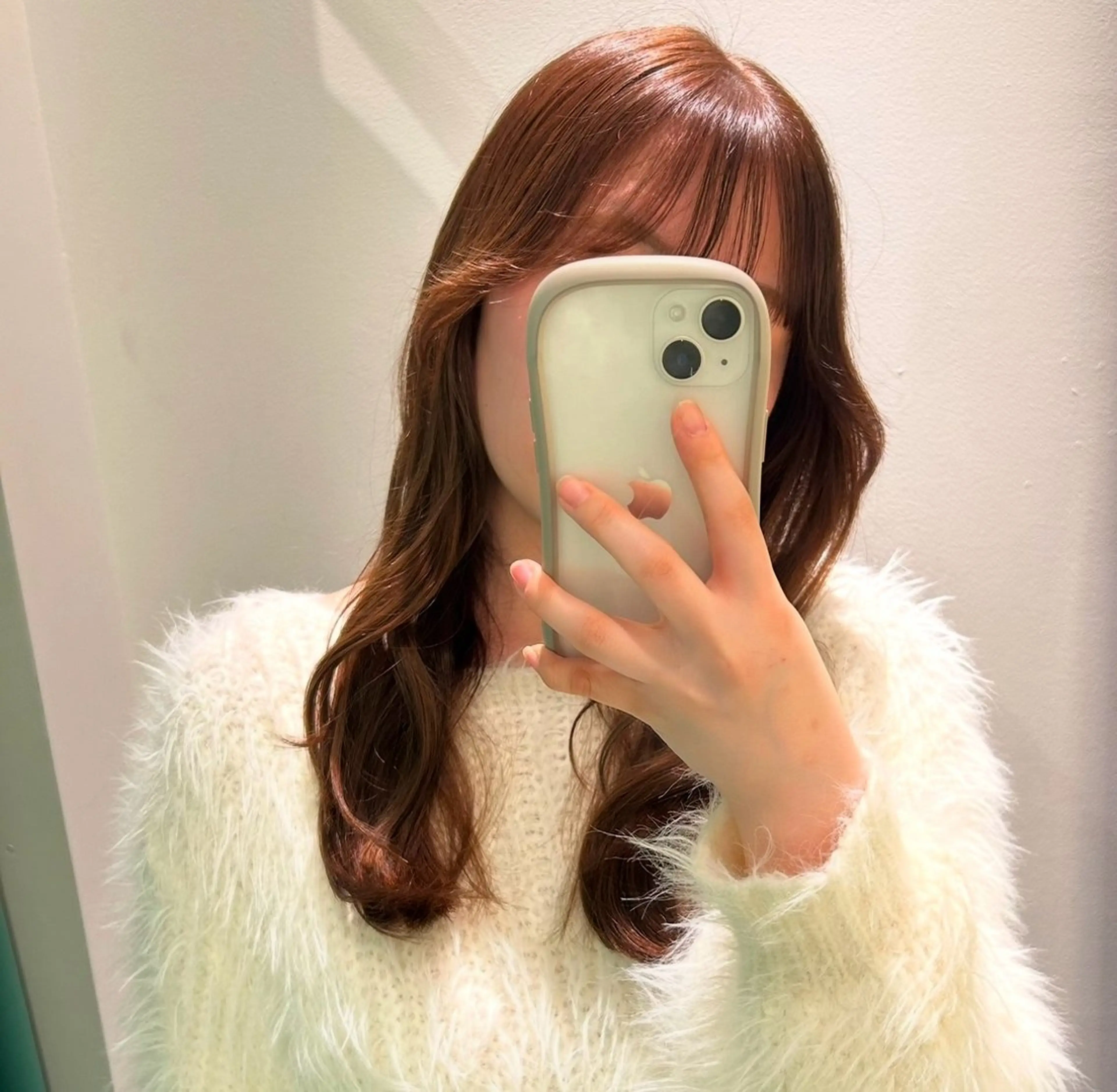 ロング 顔周りカット 透明感カラー🪽 mioのヘアスタイル