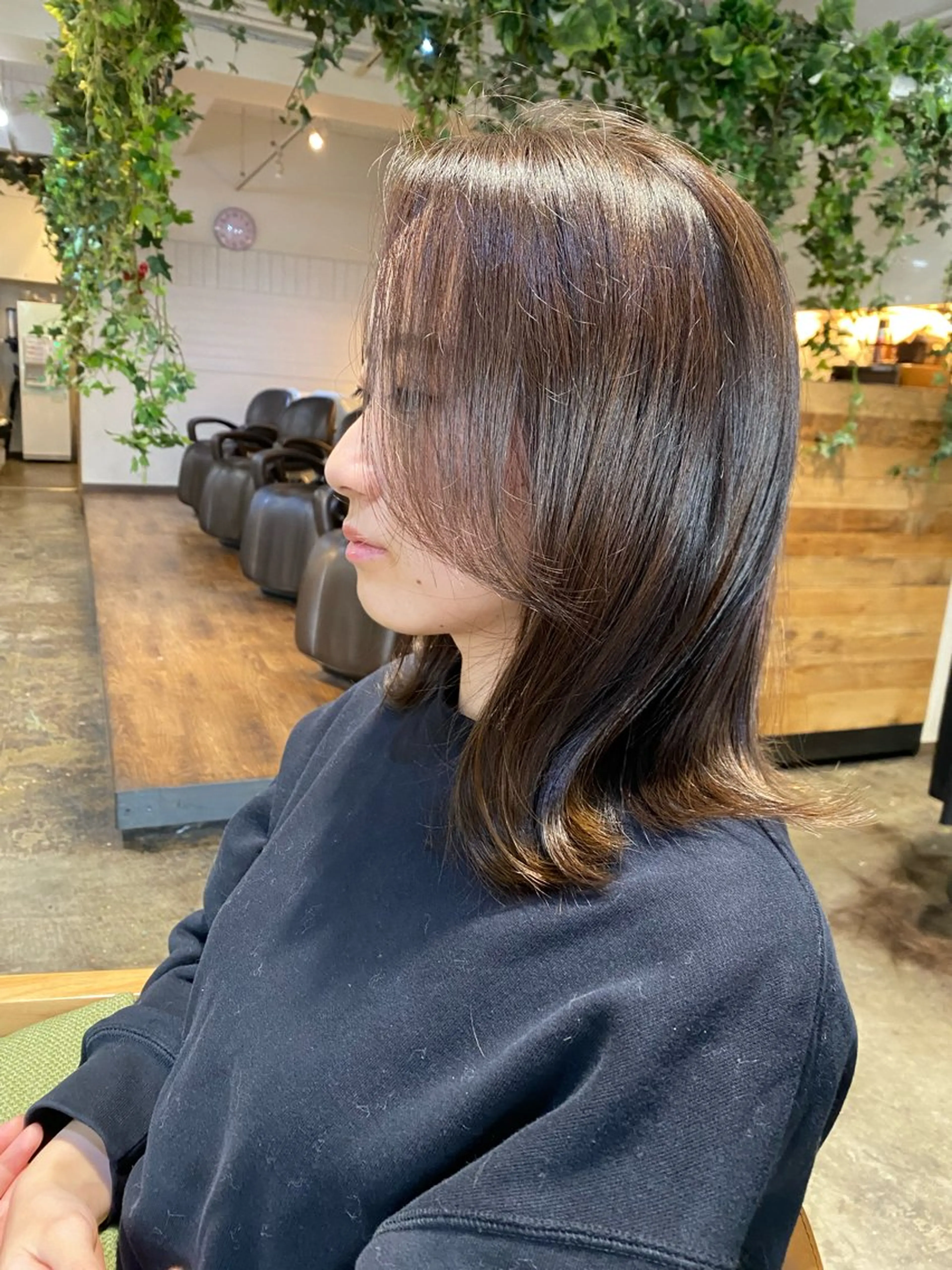 ミディアム カット ヘアカラー トリートメント seiya/ beigeのヘアスタイル