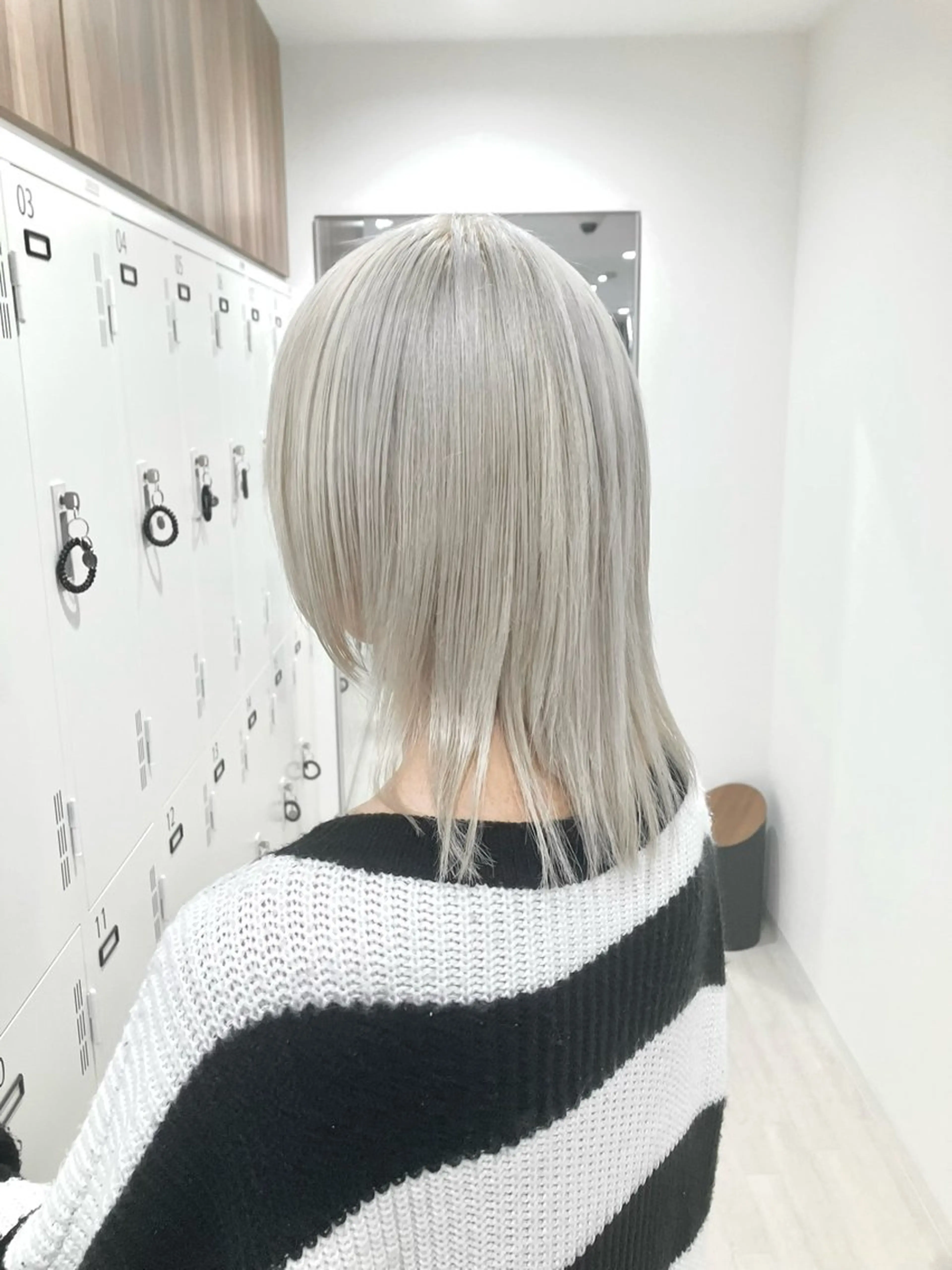 ミディアム カラー ヘアカラー Re:st所属・Miyavi/カラー ショートボブのヘアスタイル