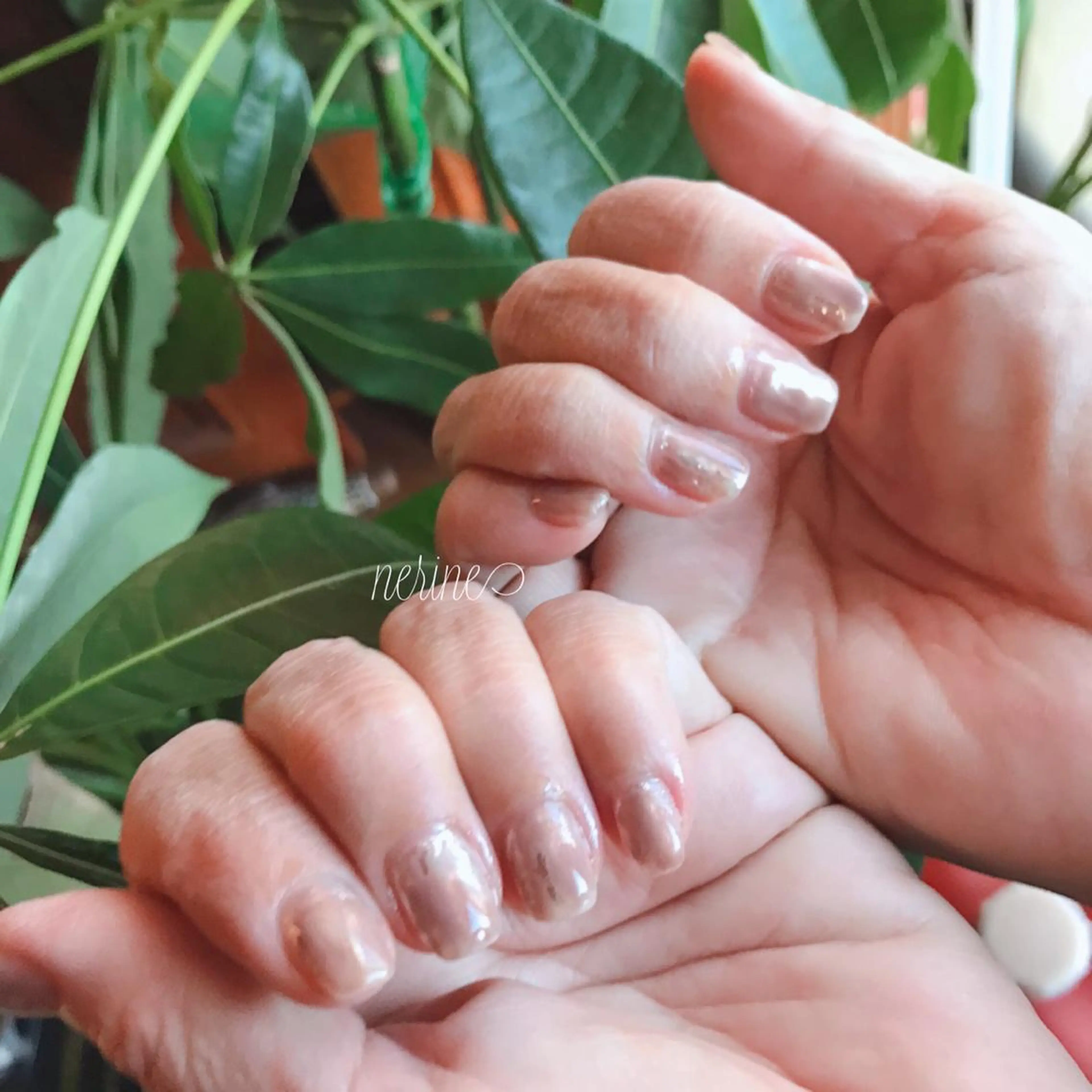 ネイル ミラーネイル NAILST Naomiのネイルデザイン