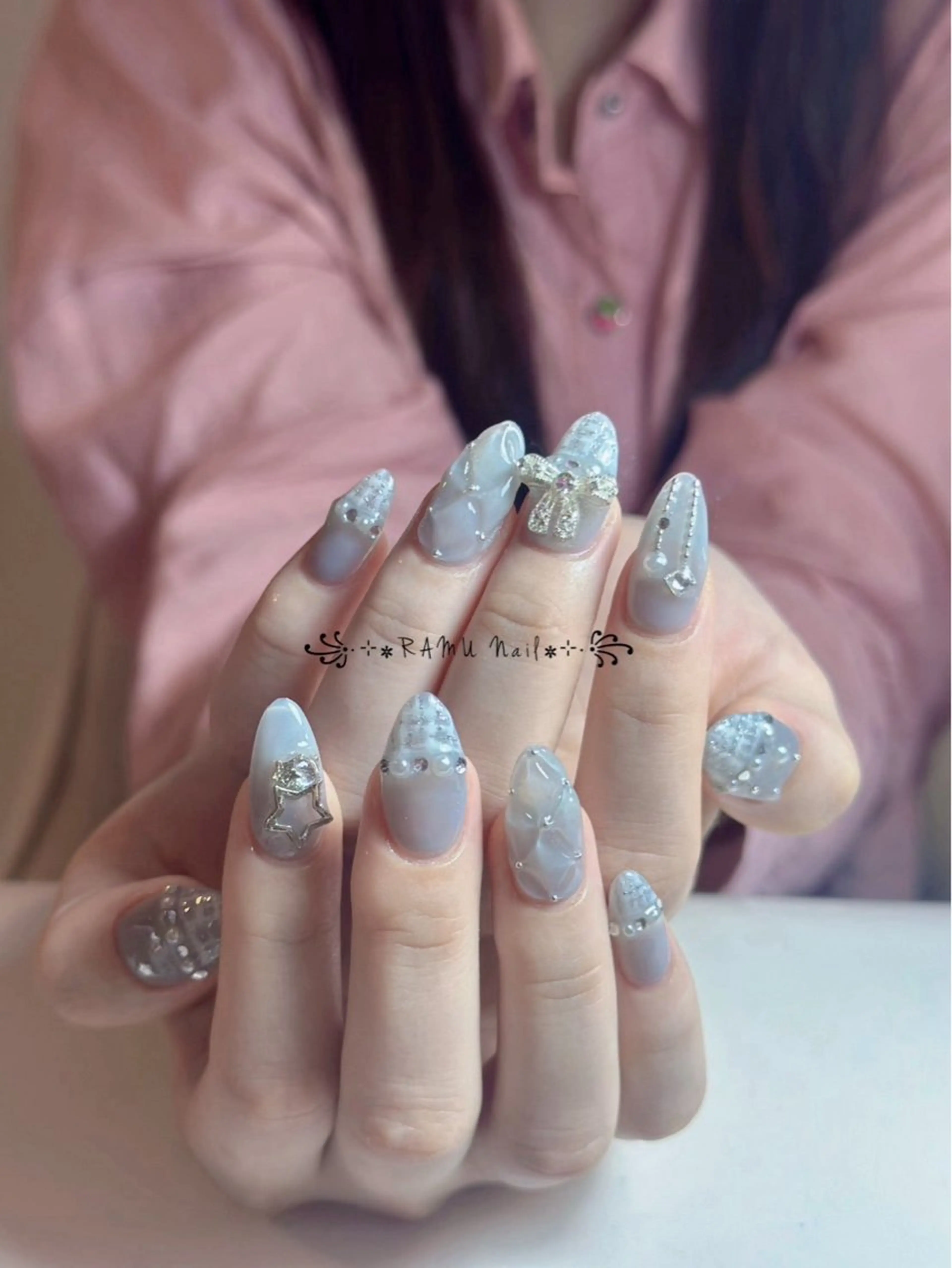 ネイル キラキラネイル マグネットネイル ミラーネイル ピンク 夏ネイル ハンドネイル RAMU Nail 恵比寿店のネイルデザイン