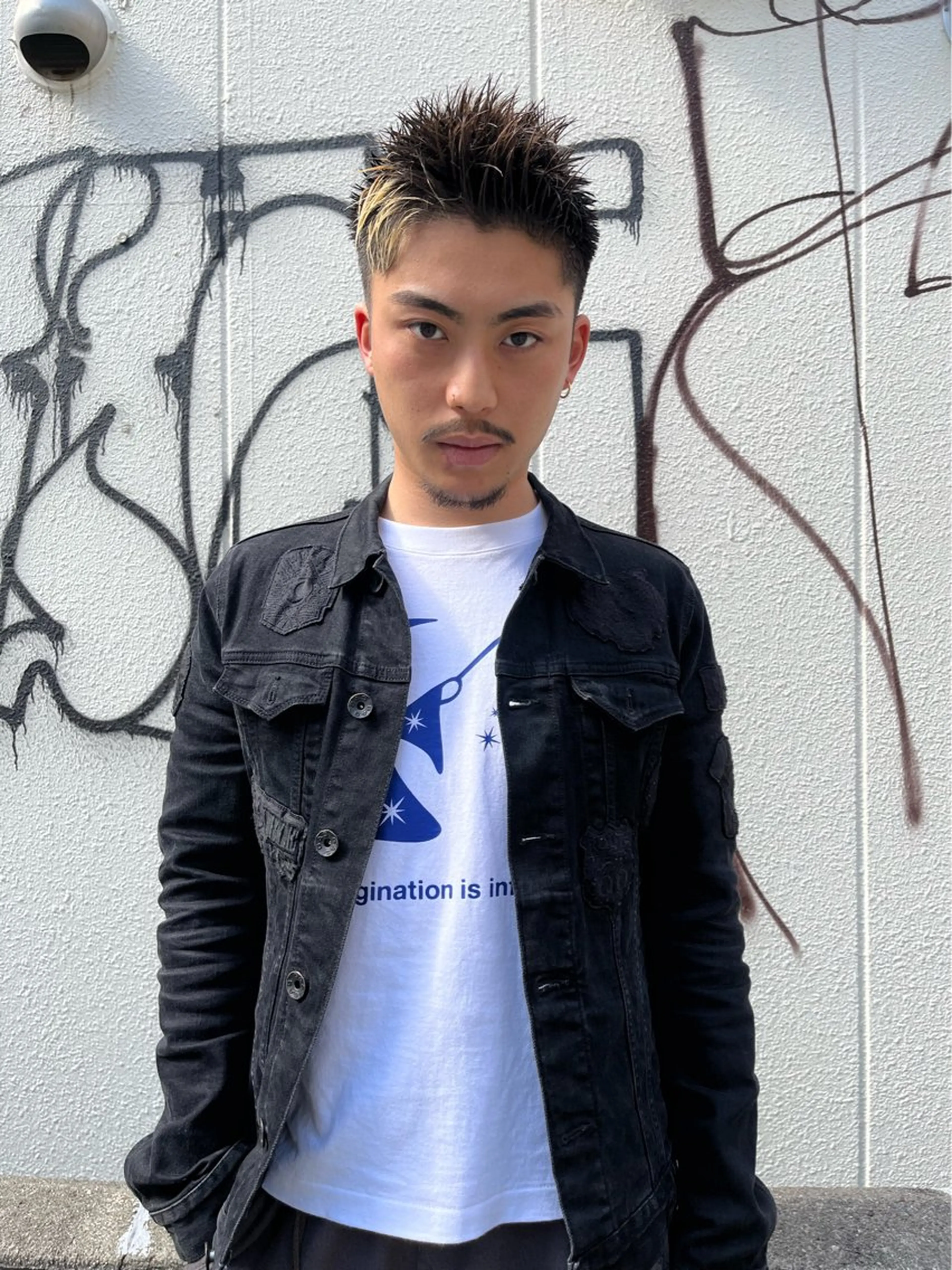 ショート カラー メンズ デザインカラー 〜ANDPEACE〜所属・オゼキ サクラのヘアスタイル