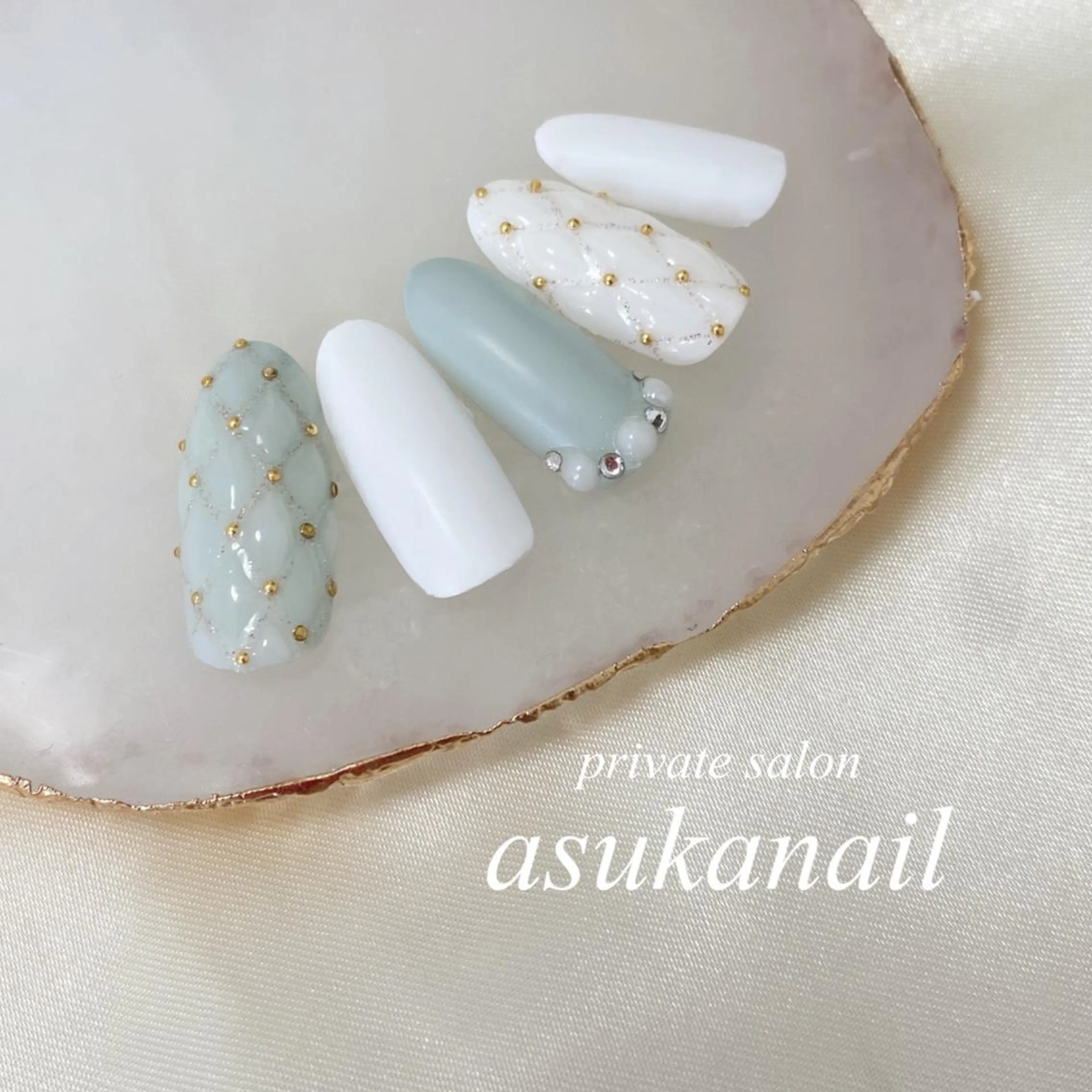 ネイル La Colzaのネイルデザイン