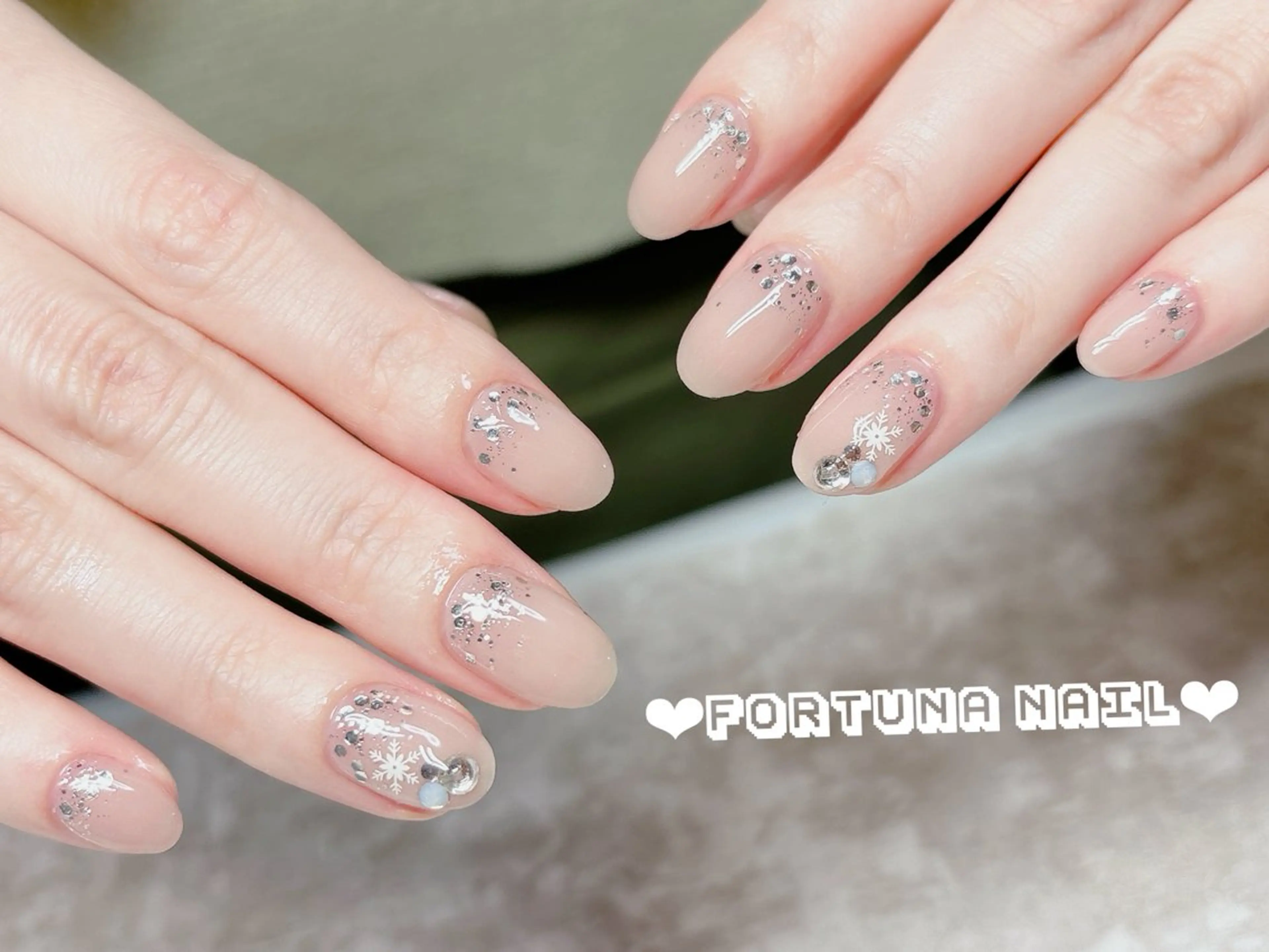 ネイル ハンドネイル ハンドケア Nail •Head スパFortunaのネイルデザイン