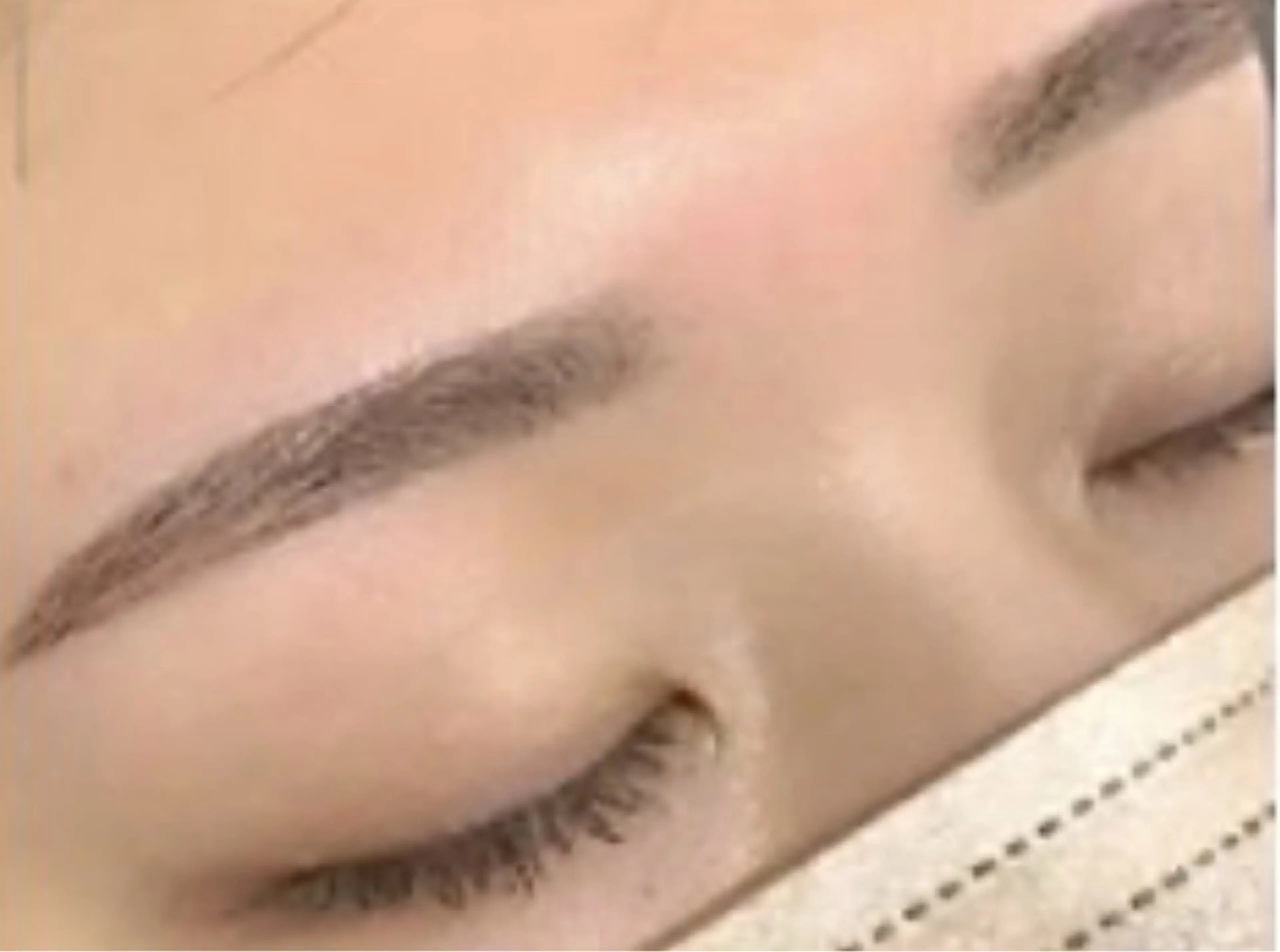 平日昼予約限定】¥4,300⇒¥3,000 美眉スタイリング [眉毛ワックス]の写真