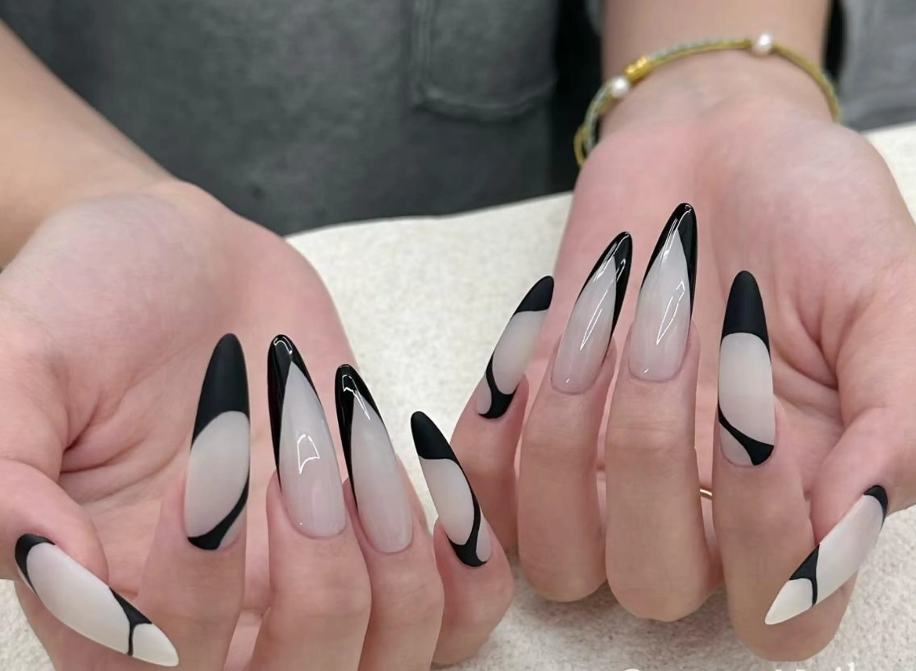 ネイル ハンドネイル ハンドケア 🍑 momo_nailのネイルデザイン