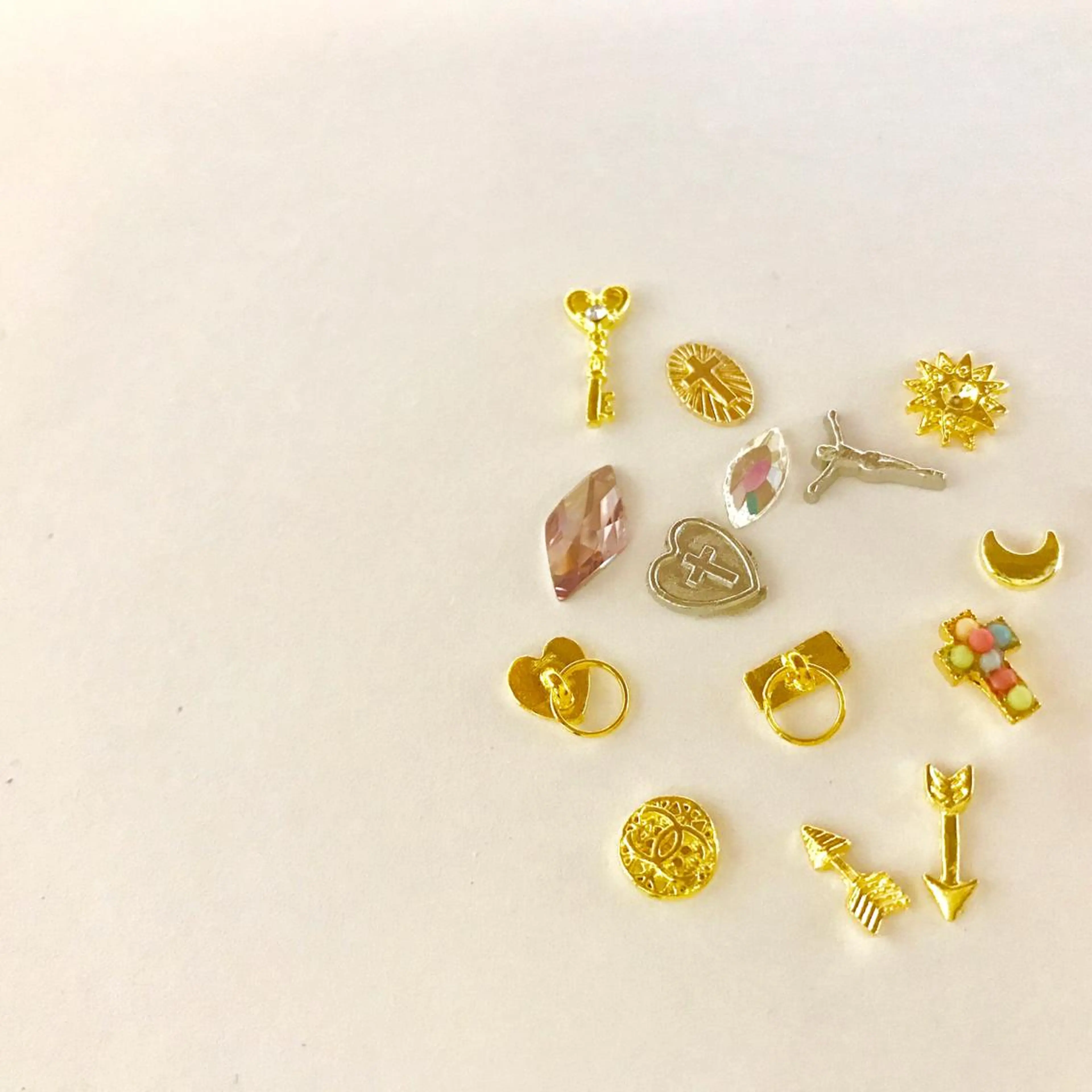 ネイル Re Pearl～コーディネートサロン～ 市駅前店所属・NARUMI HYODOのネイルデザイン