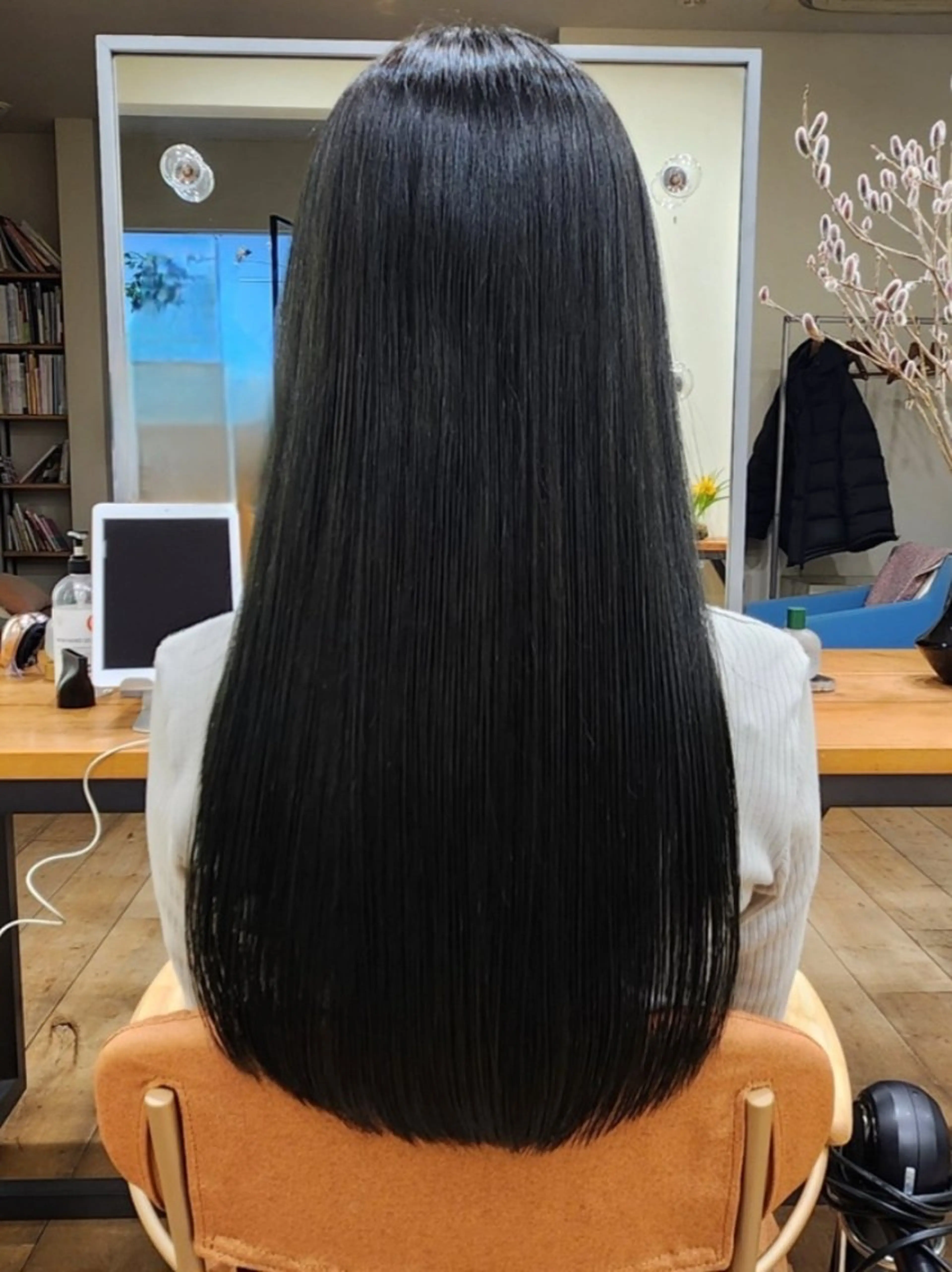 ロング カラー ブルーカラー カット ヘアカラー トリートメント closet新宿🌟 青木力のヘアスタイル