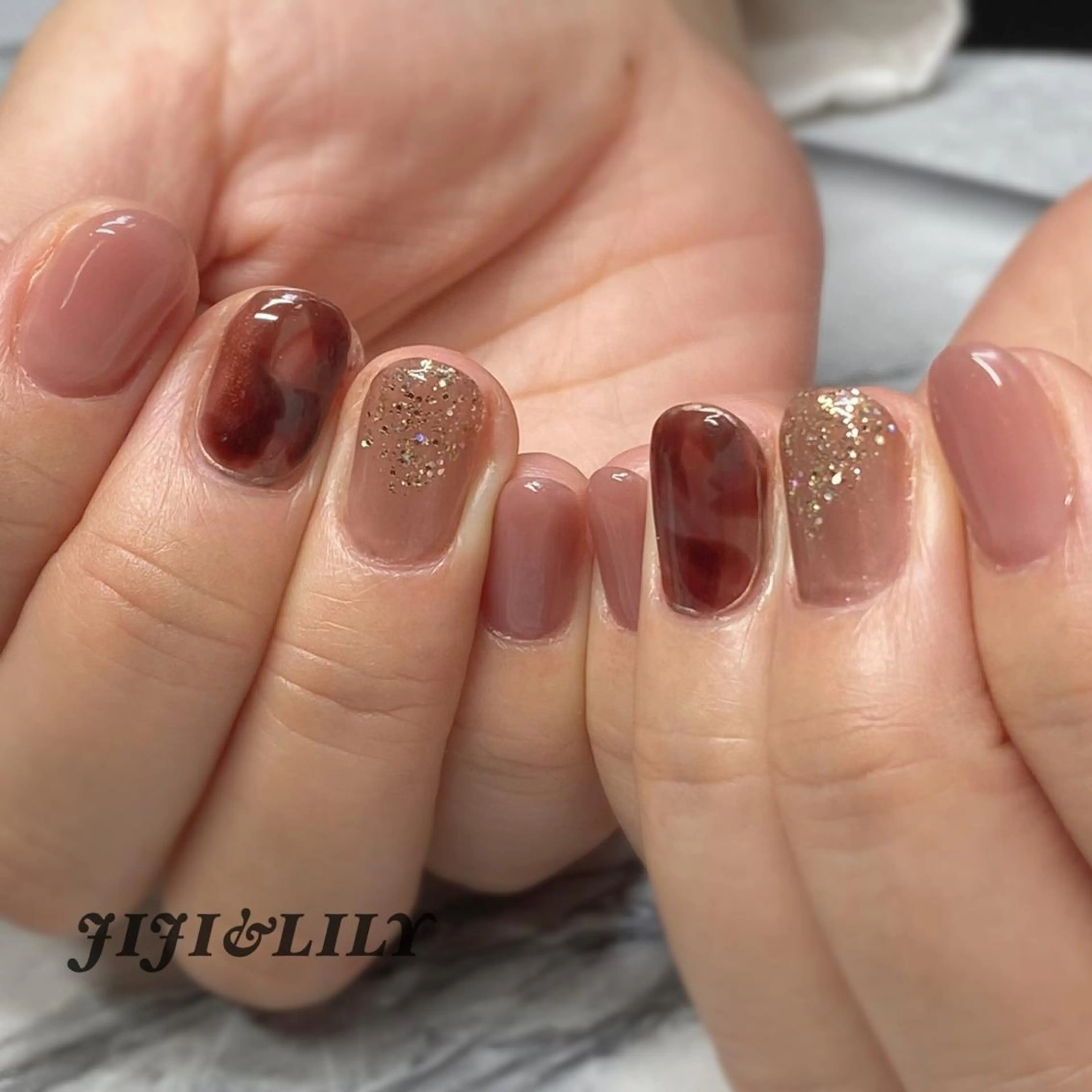 ネイル べっ甲ネイル 豊田 圭子のネイルデザイン