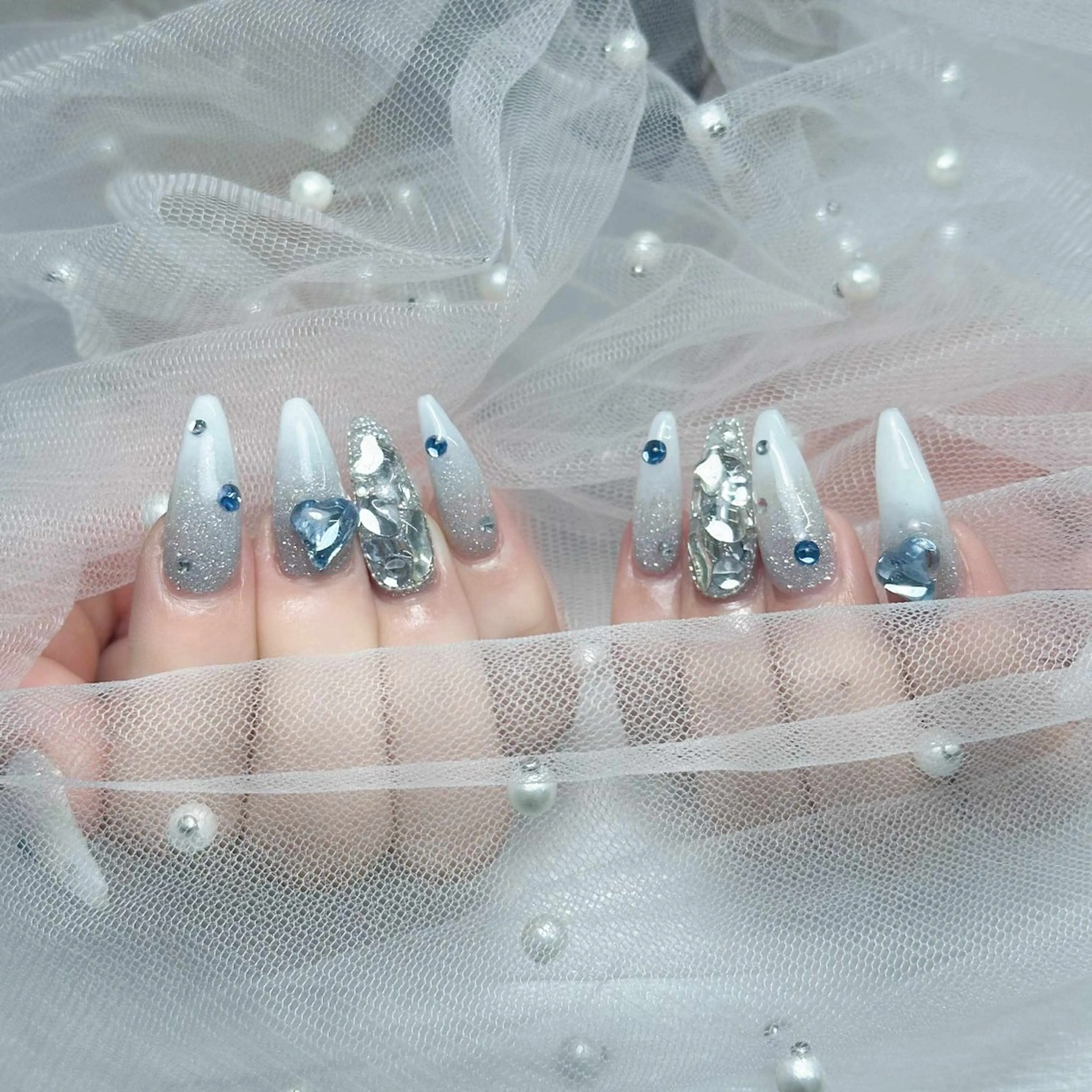 ネイル ハンドネイル ハンドケア Nova Nail Nambaのネイルデザイン