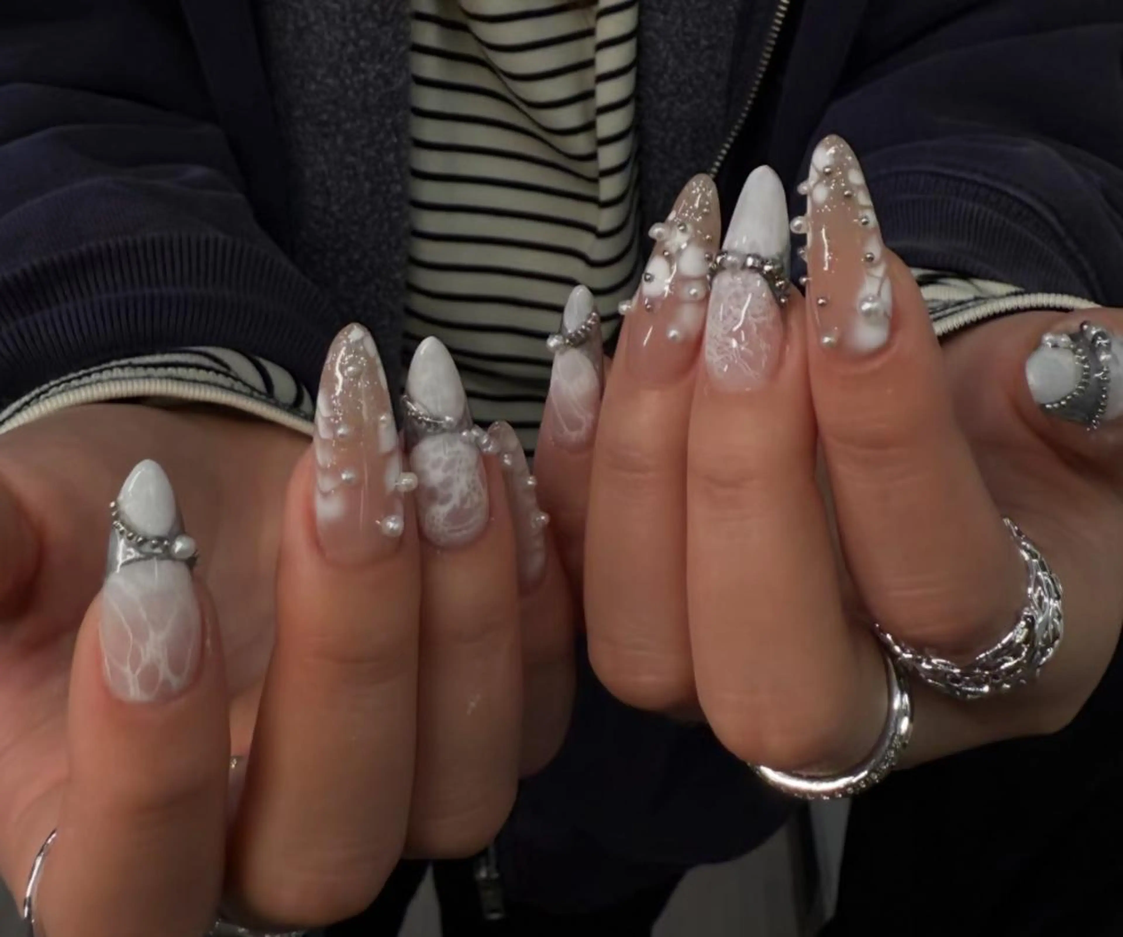 ネイル ハンドネイル 🎀 KiKi_nailのネイルデザイン