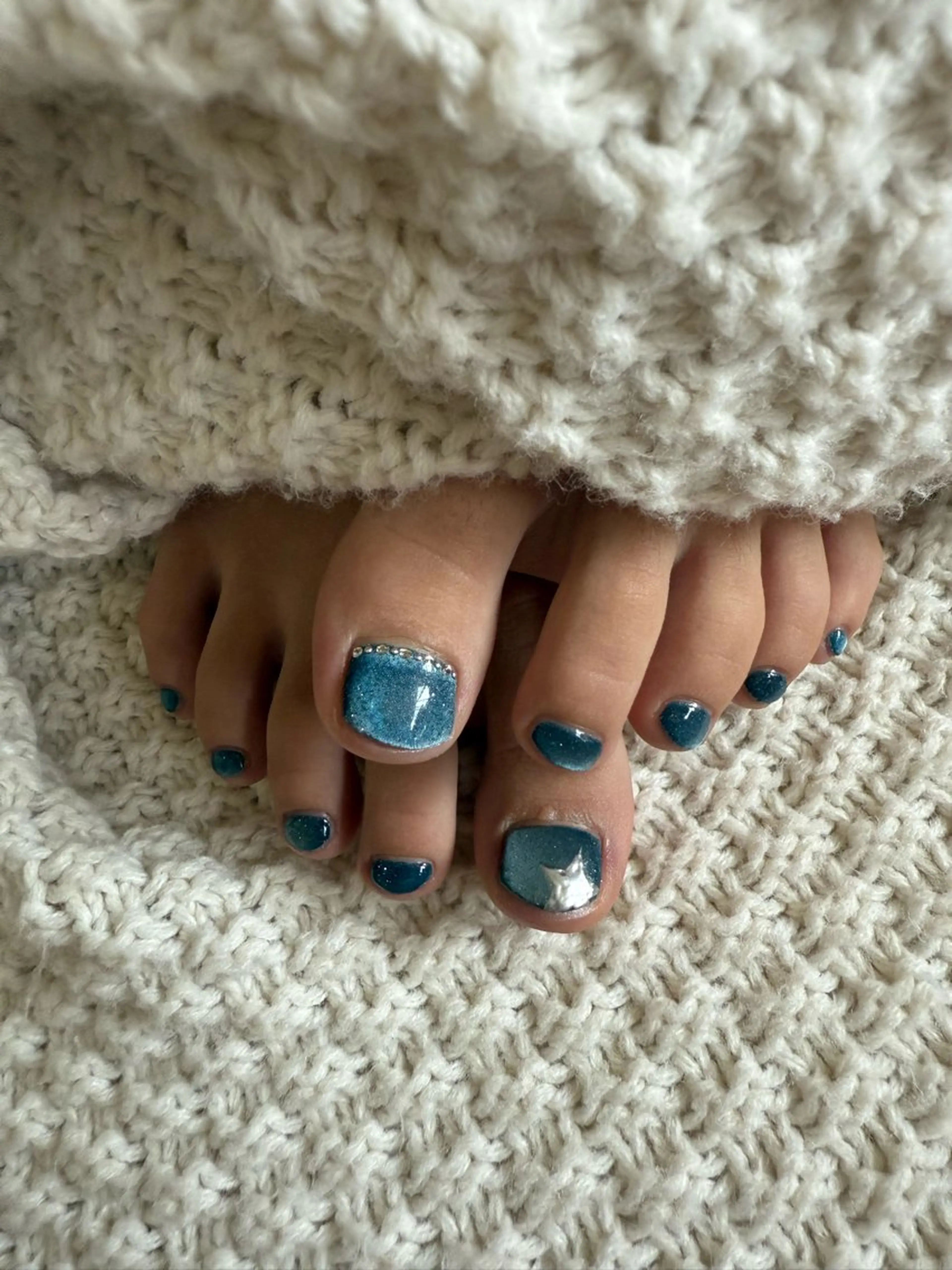 ネイル フラッシュネイル フラッシュマグ フットネイル ジェルネイル マグネットネイル miel nailのネイルデザイン