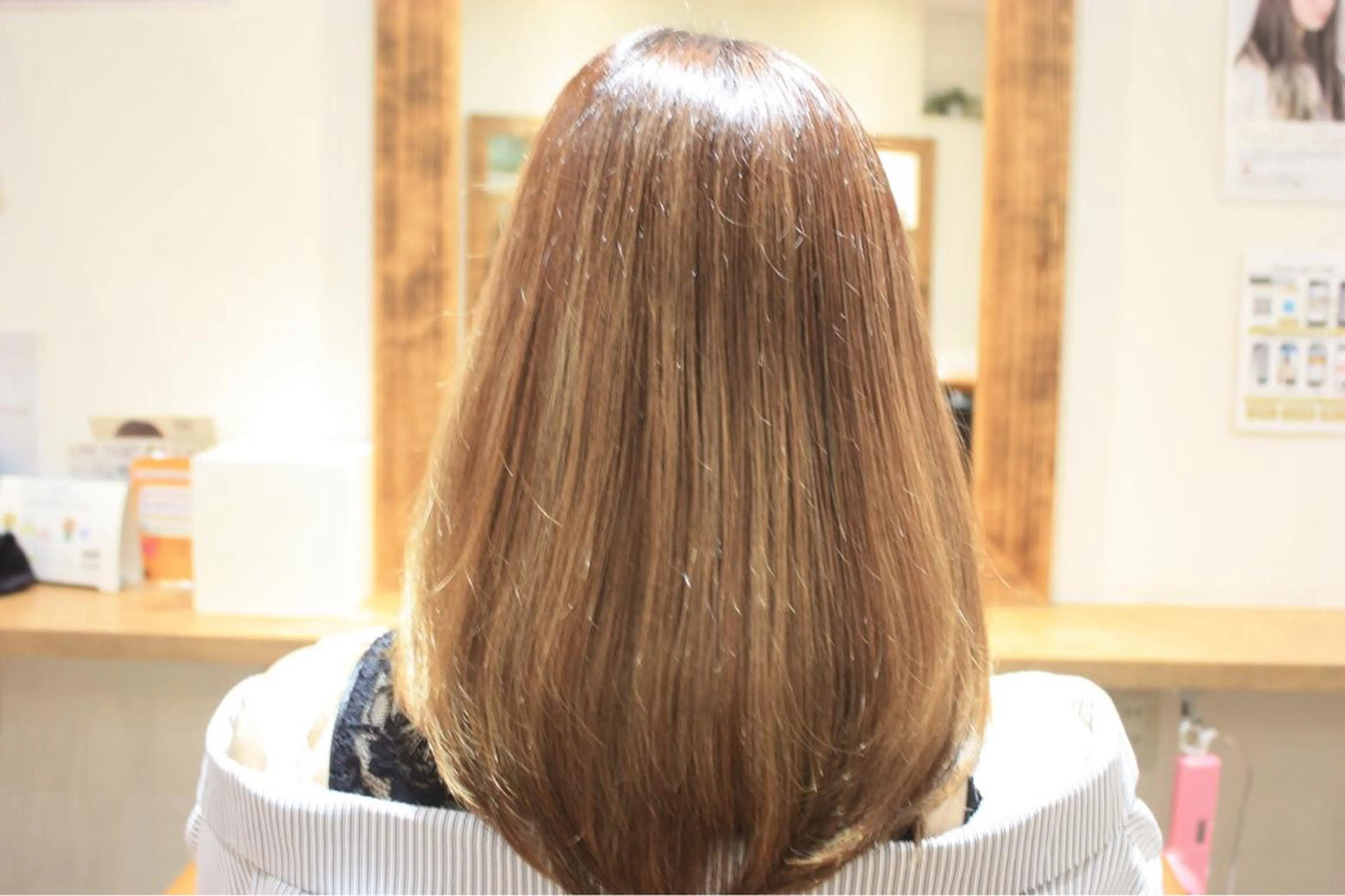 ミディアム カラー 髪質改善×矯正🫧 韓国ヘアasamiのヘアスタイル